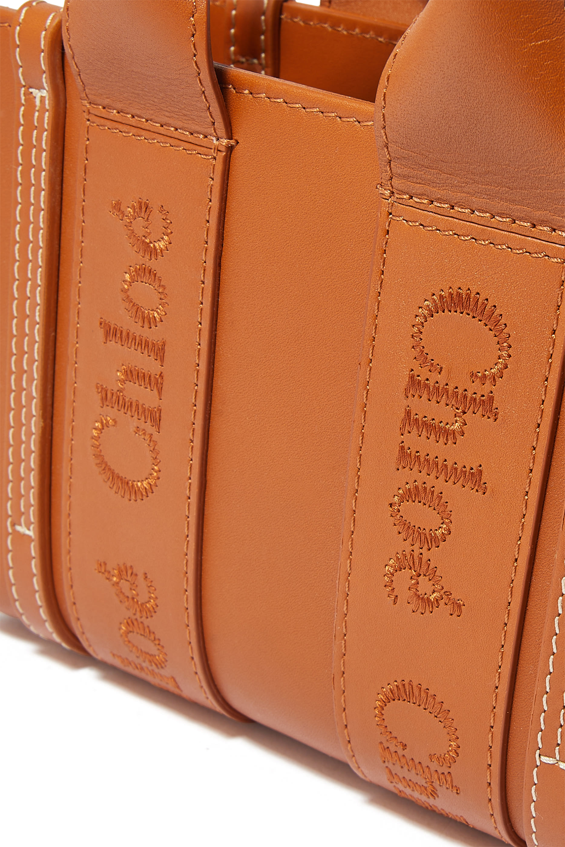 حقيبة يد وودي صغيرة