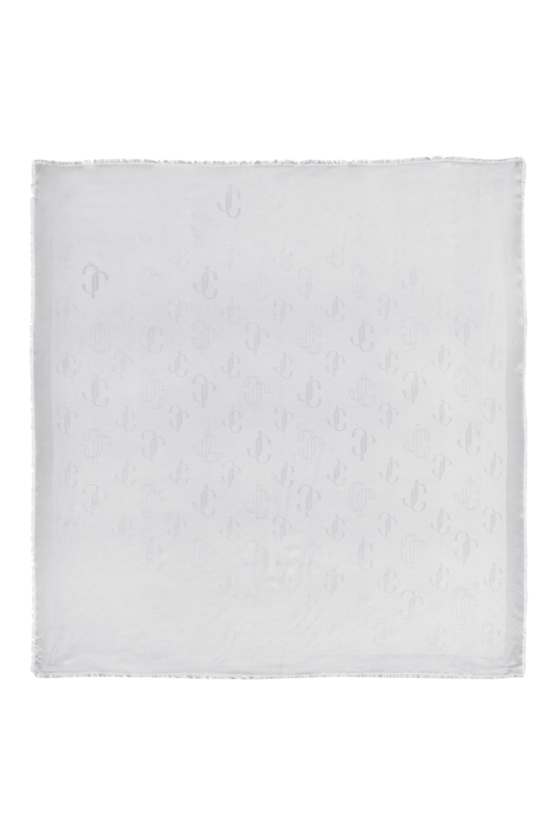 فولار بحروف شعار الماركة