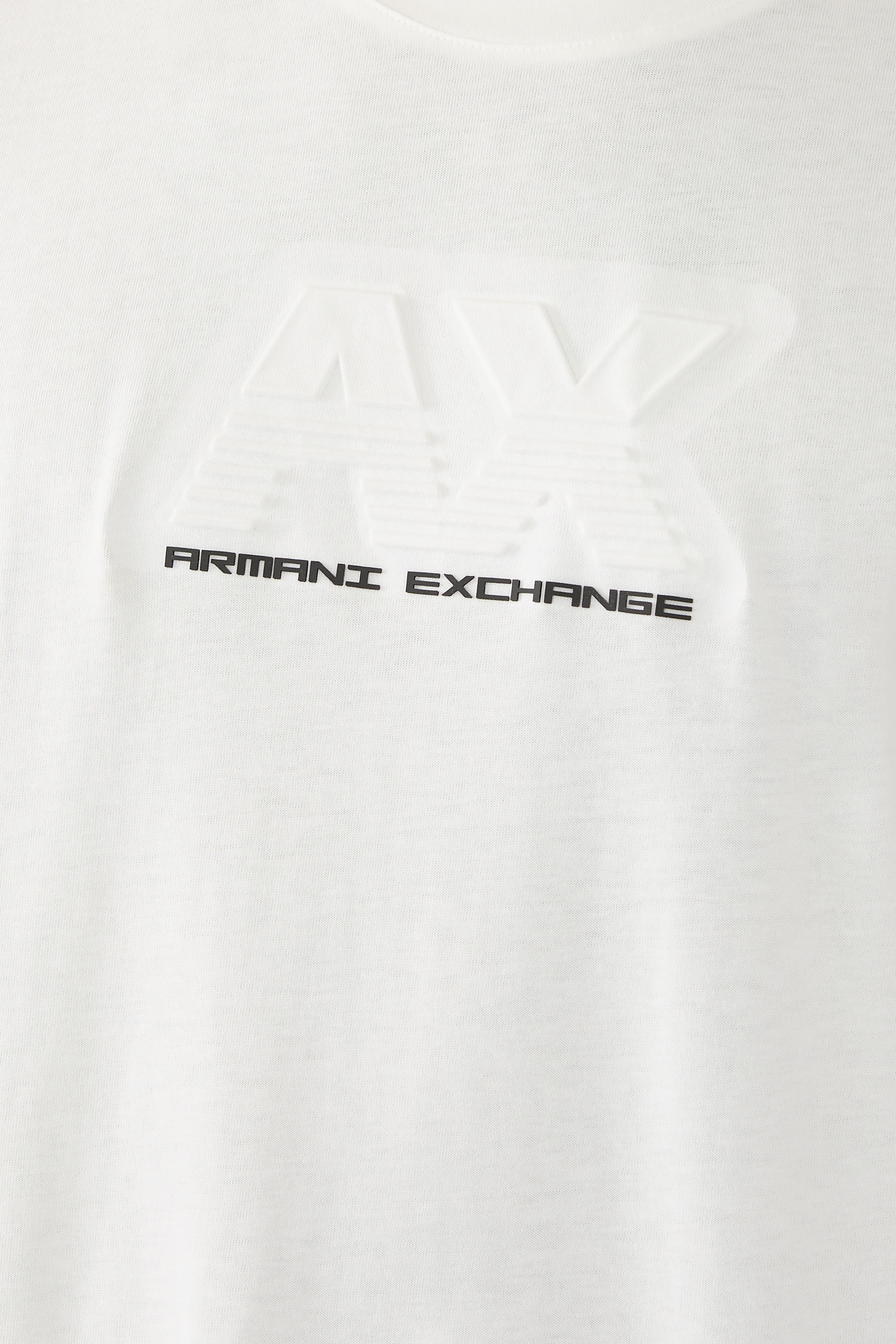 تيشيرت بشعار الماركة