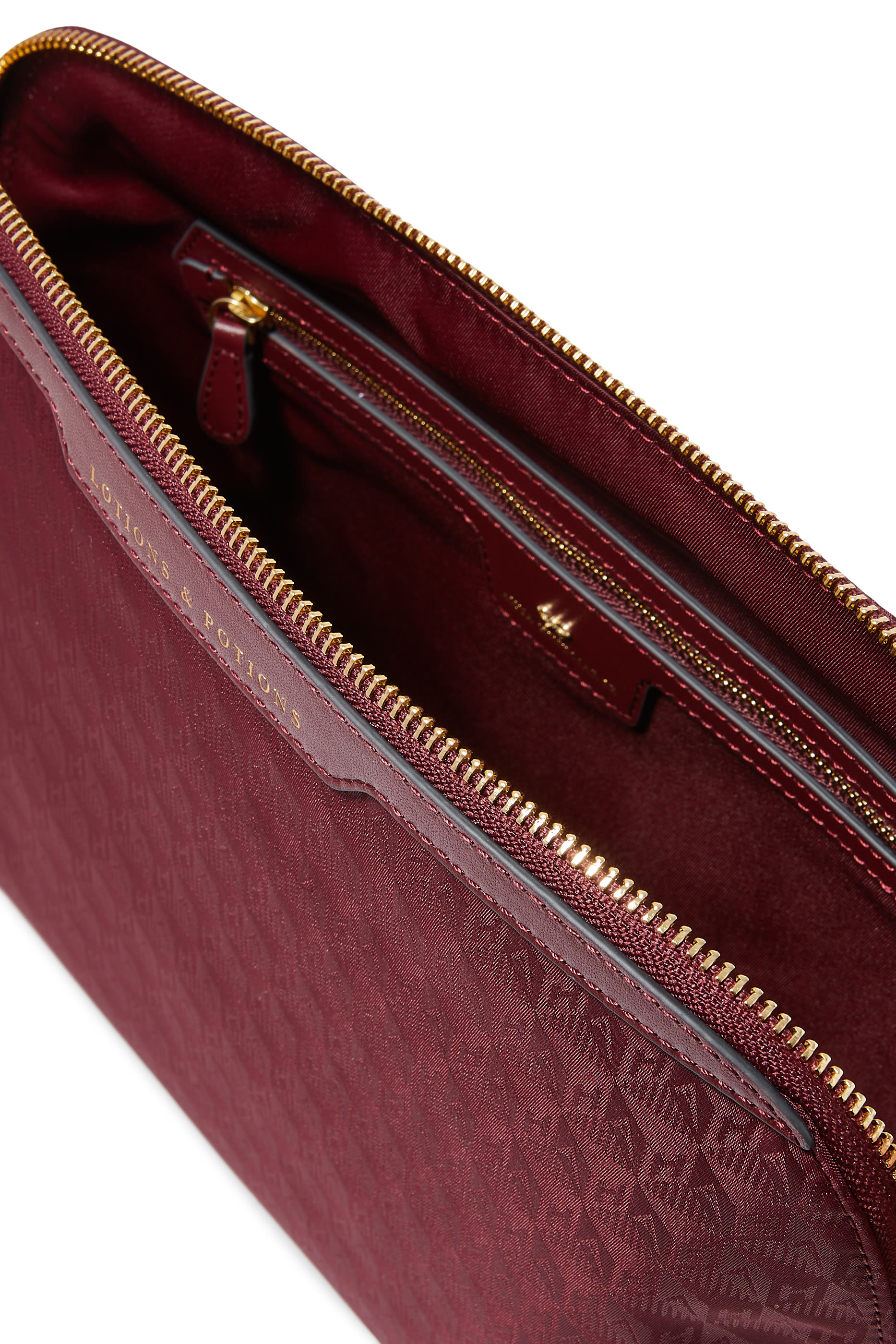 حقيبة صغيرة بشعار لوشنز اند بوشنز