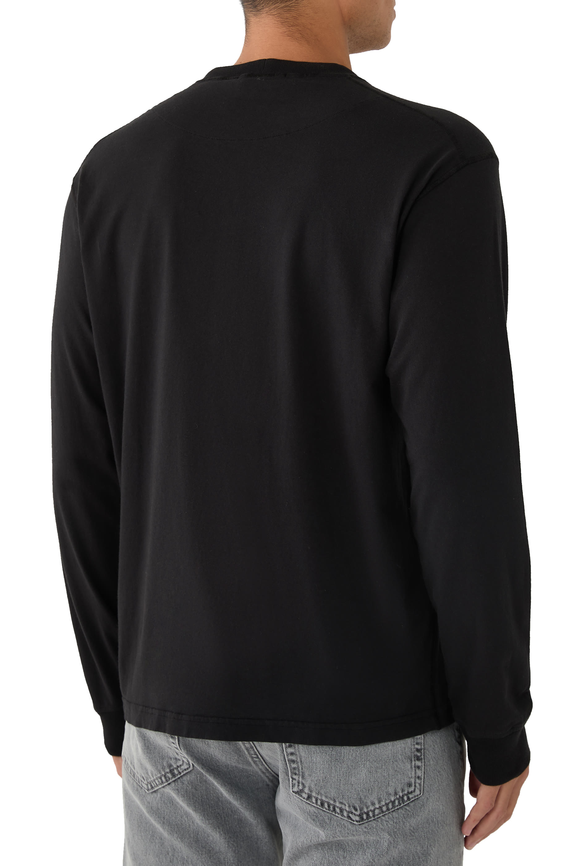 تيشيرت بأكمام طويلة قماش معالج بتقنية فيساتو