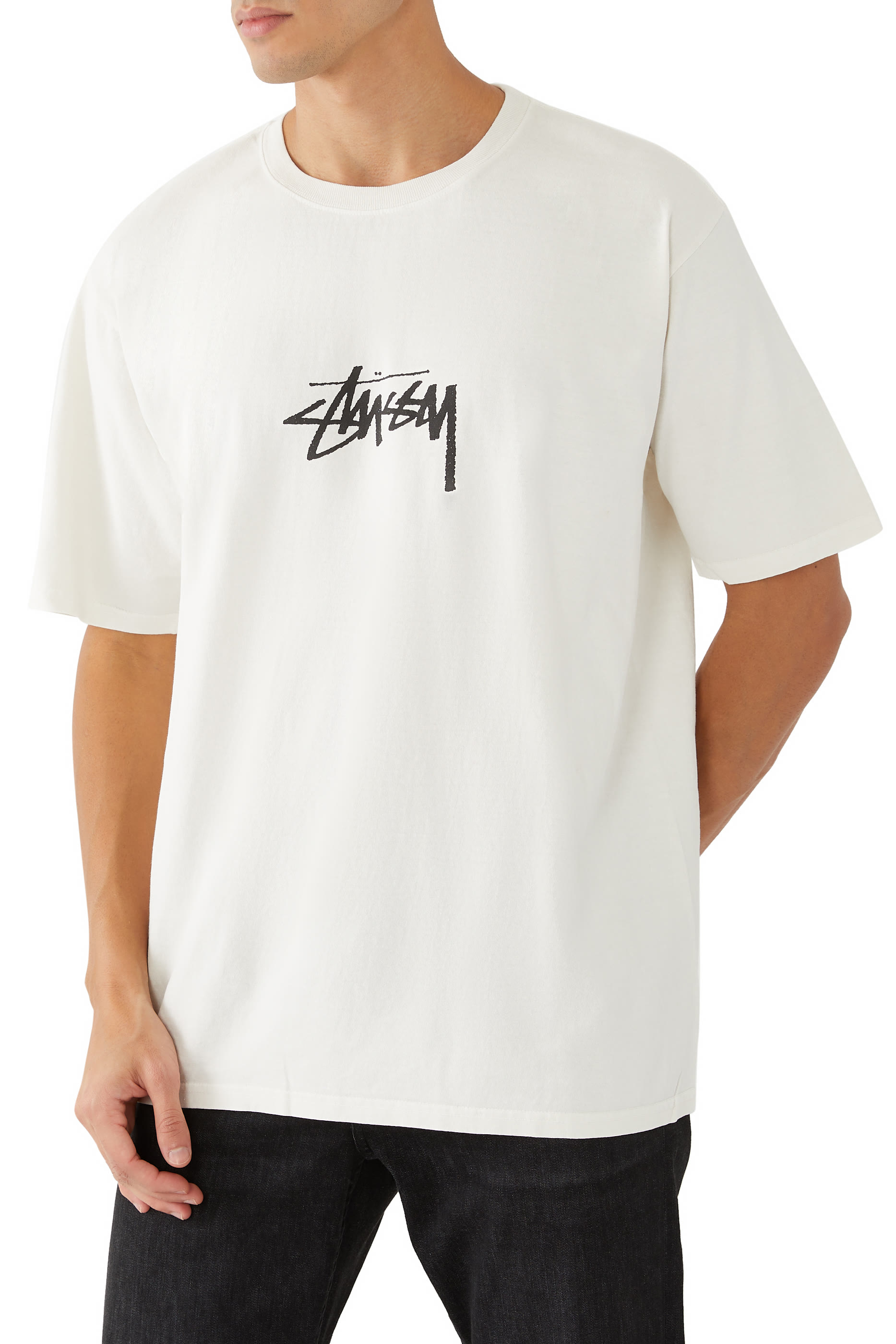 تيشيرت مصبوغ بطبعة شعار الماركة