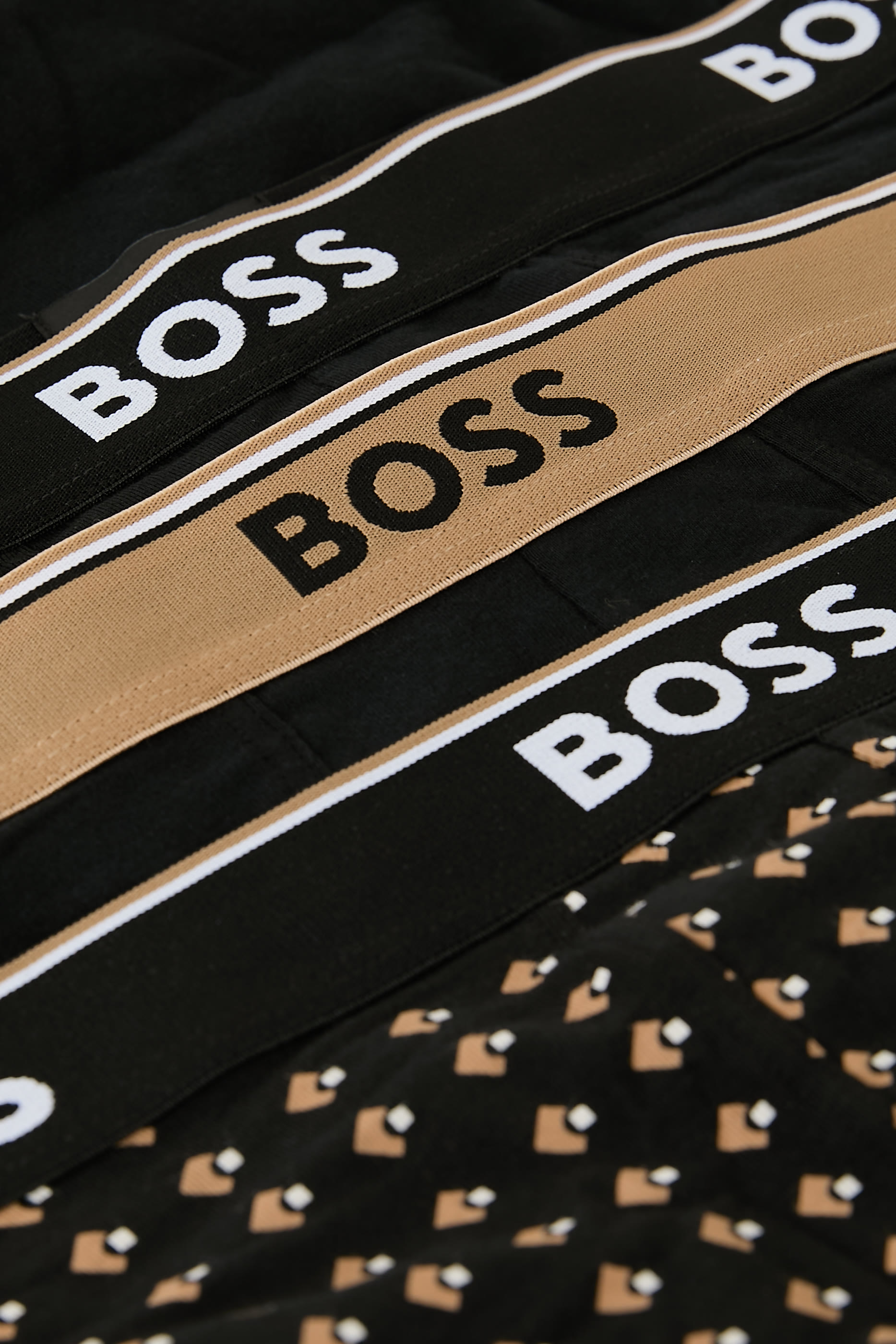 طقم سروال داخلي بخصر مطاطي بشعار الماركة