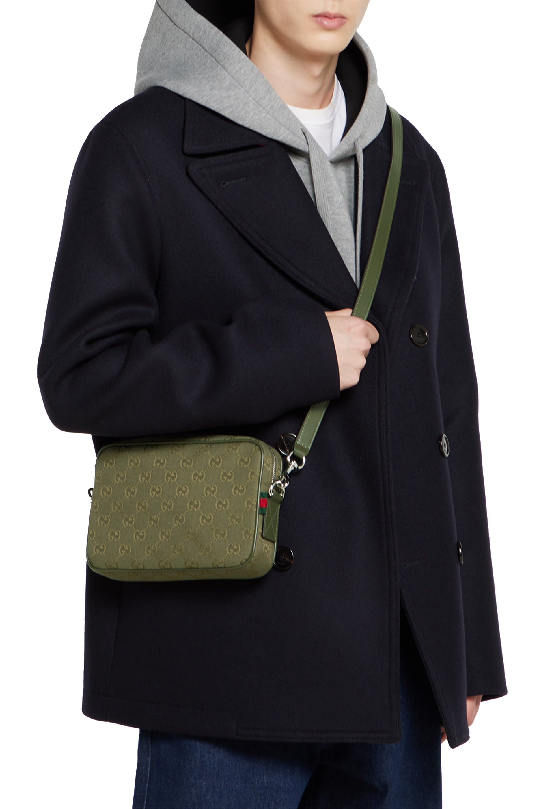 حقيبة كروس بودي قماش قنب مزين بشعار الماركة