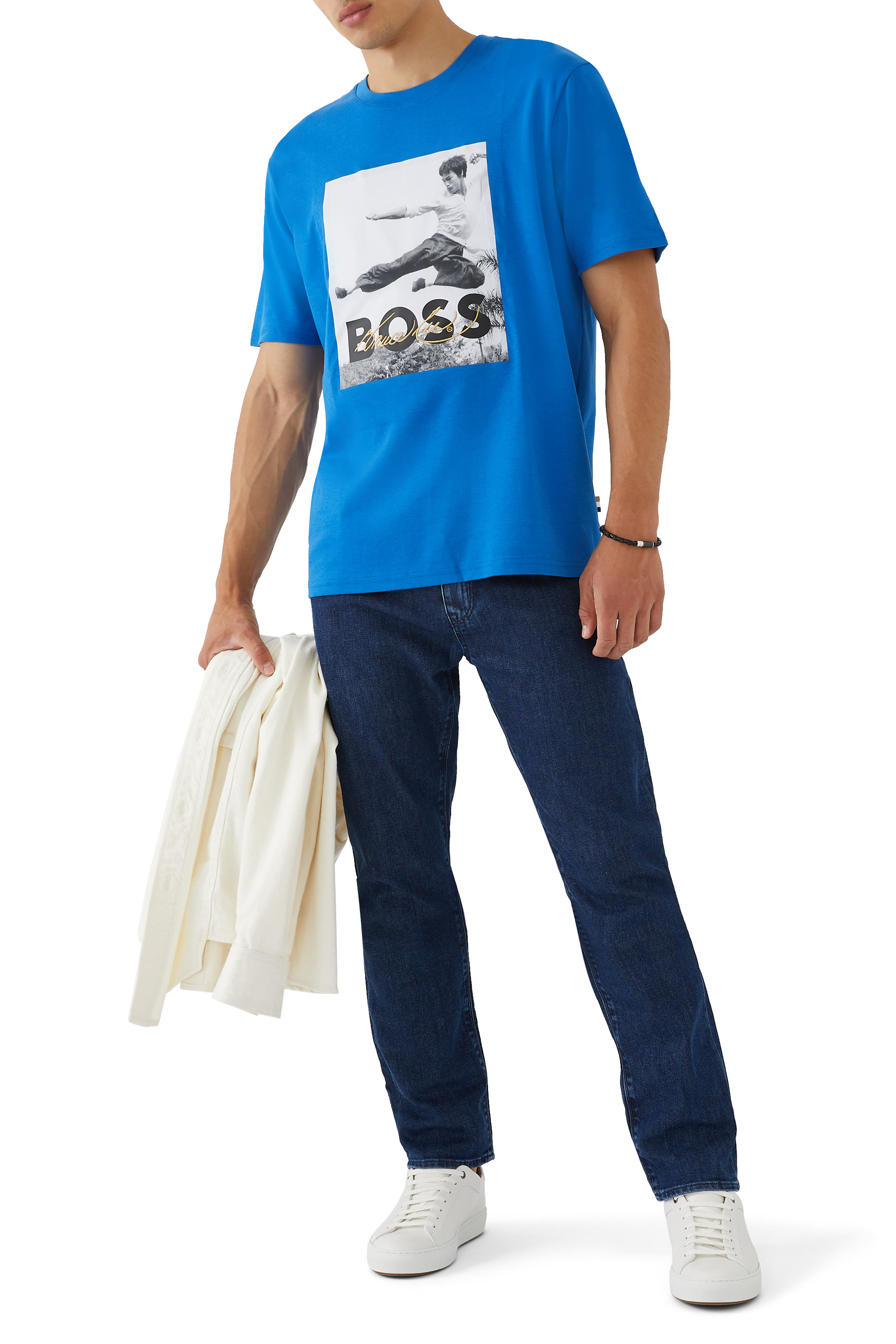 بنطال جينز كلاسيكي بقصة سليم