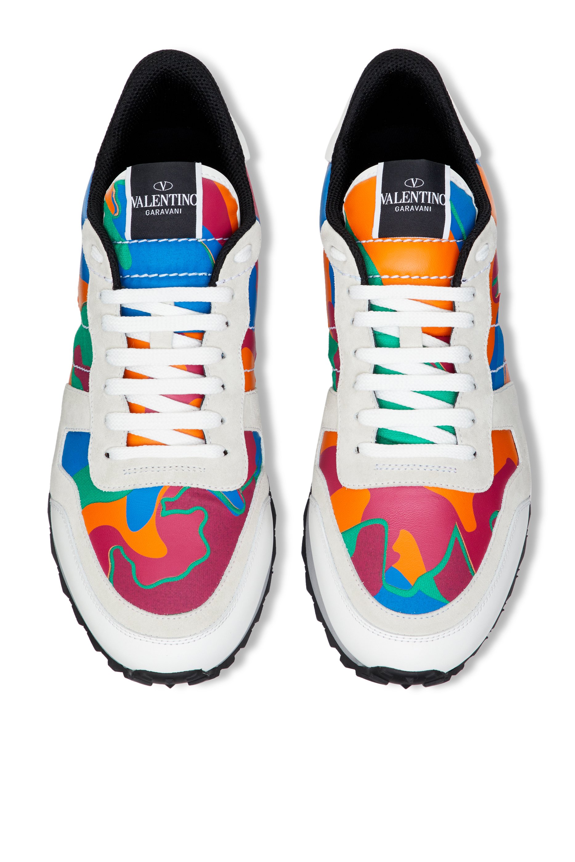 سنيكرز فالنتينو غارافاني روك رانر بنقشة مموهة