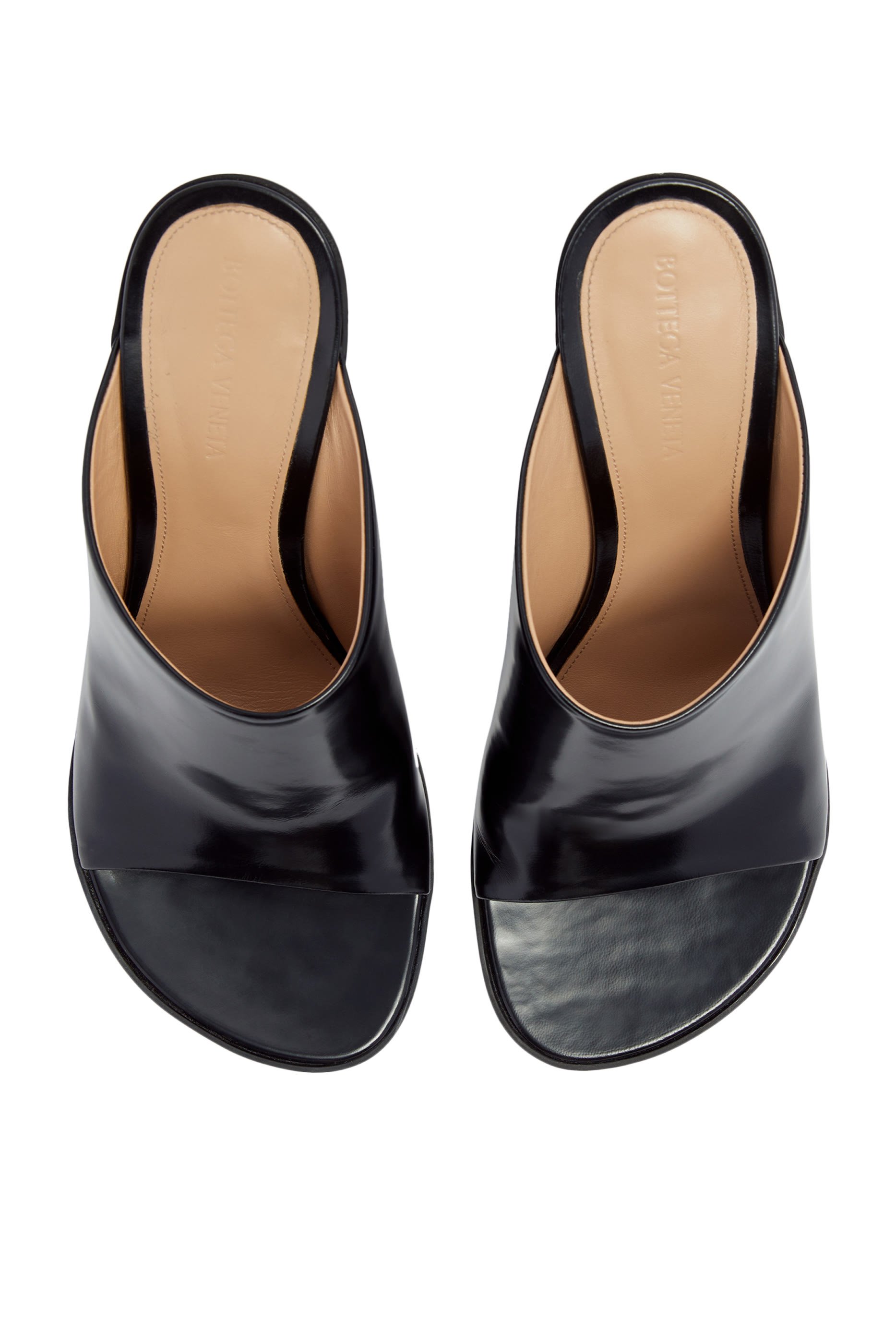 حذاء أتوميك مفتوح من الخلف جلد بكعب 90 مم