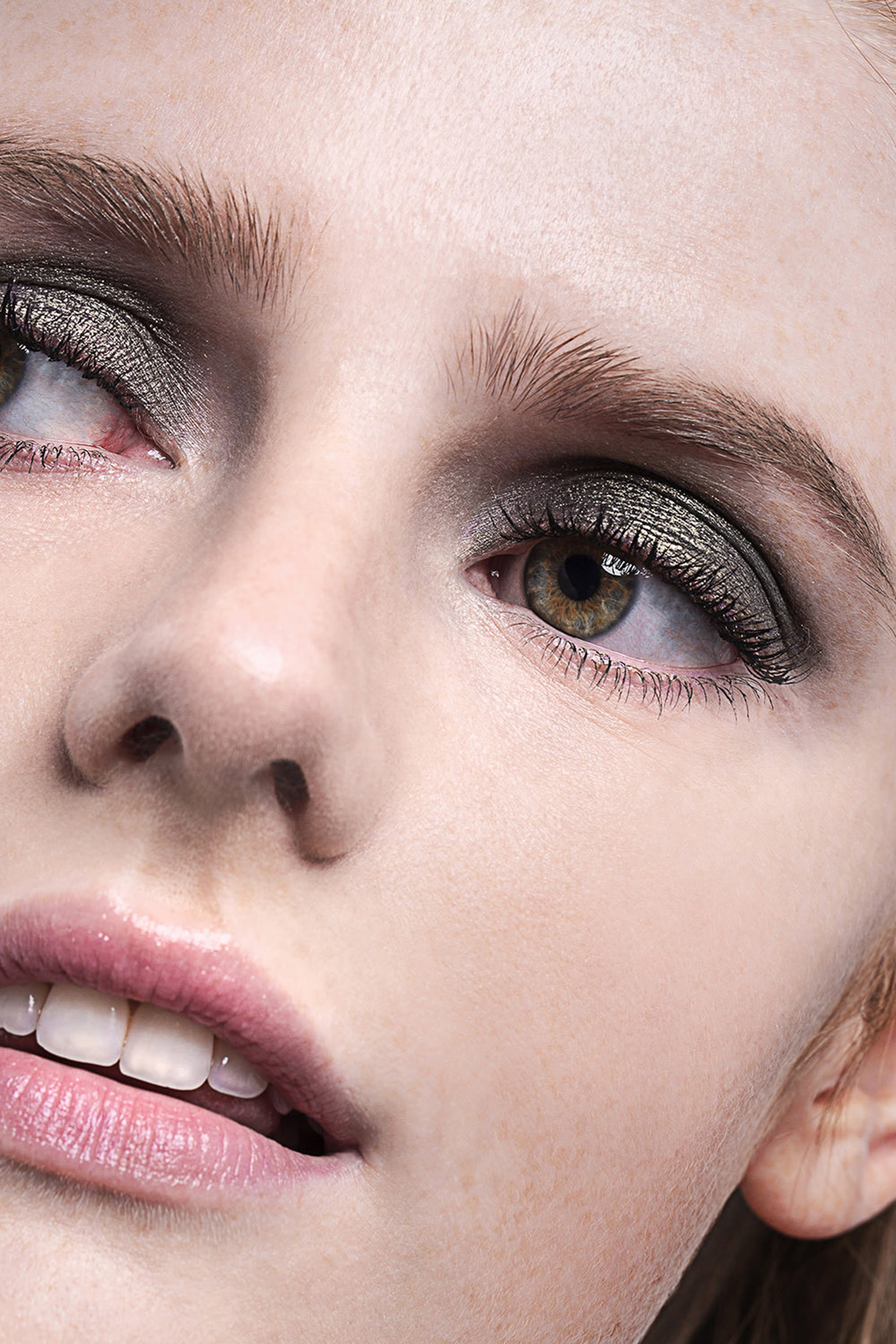 ظل عيون فيتو أومبري