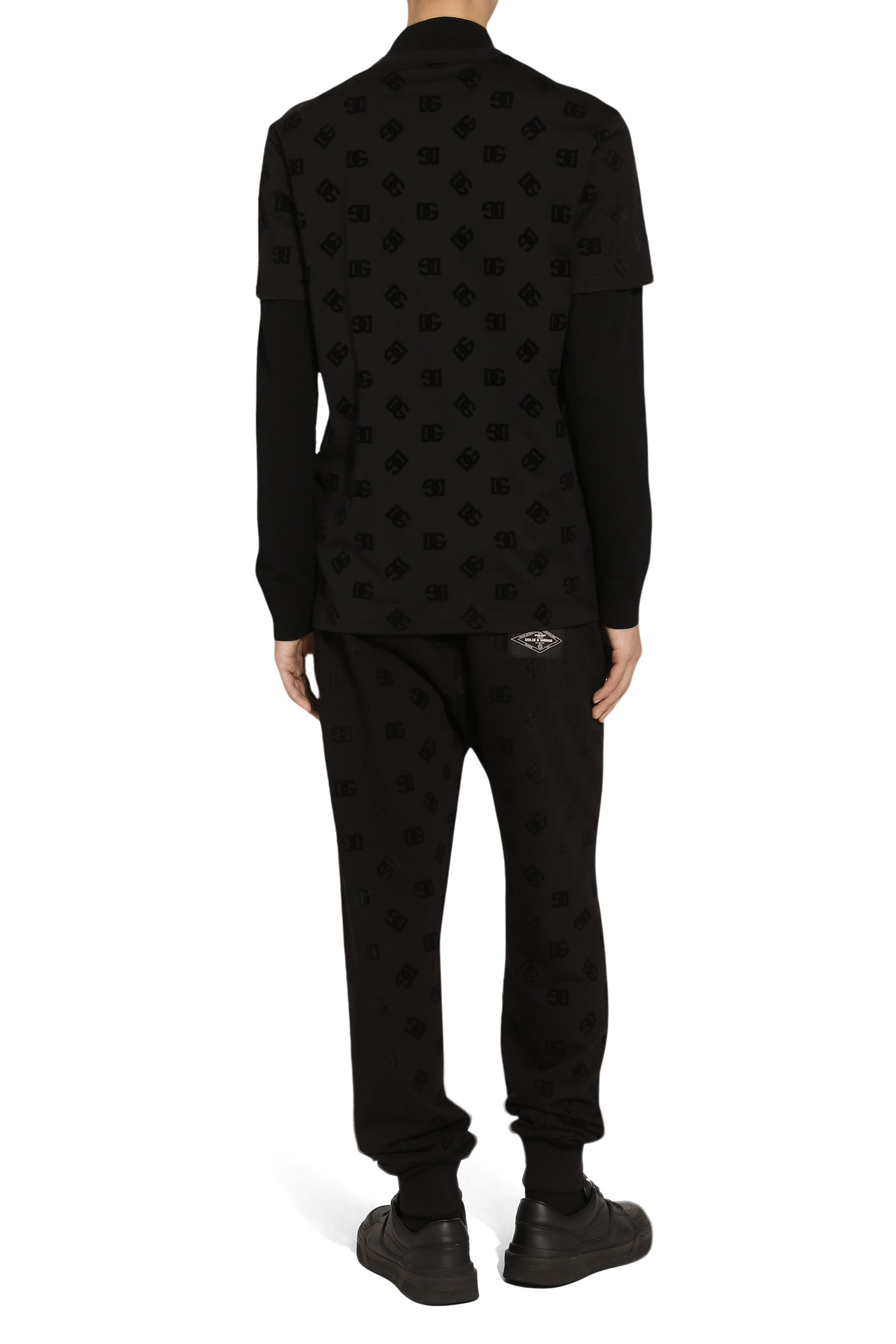 تيشيرت بطبعة حرفي شعار الماركة بالكامل قطن