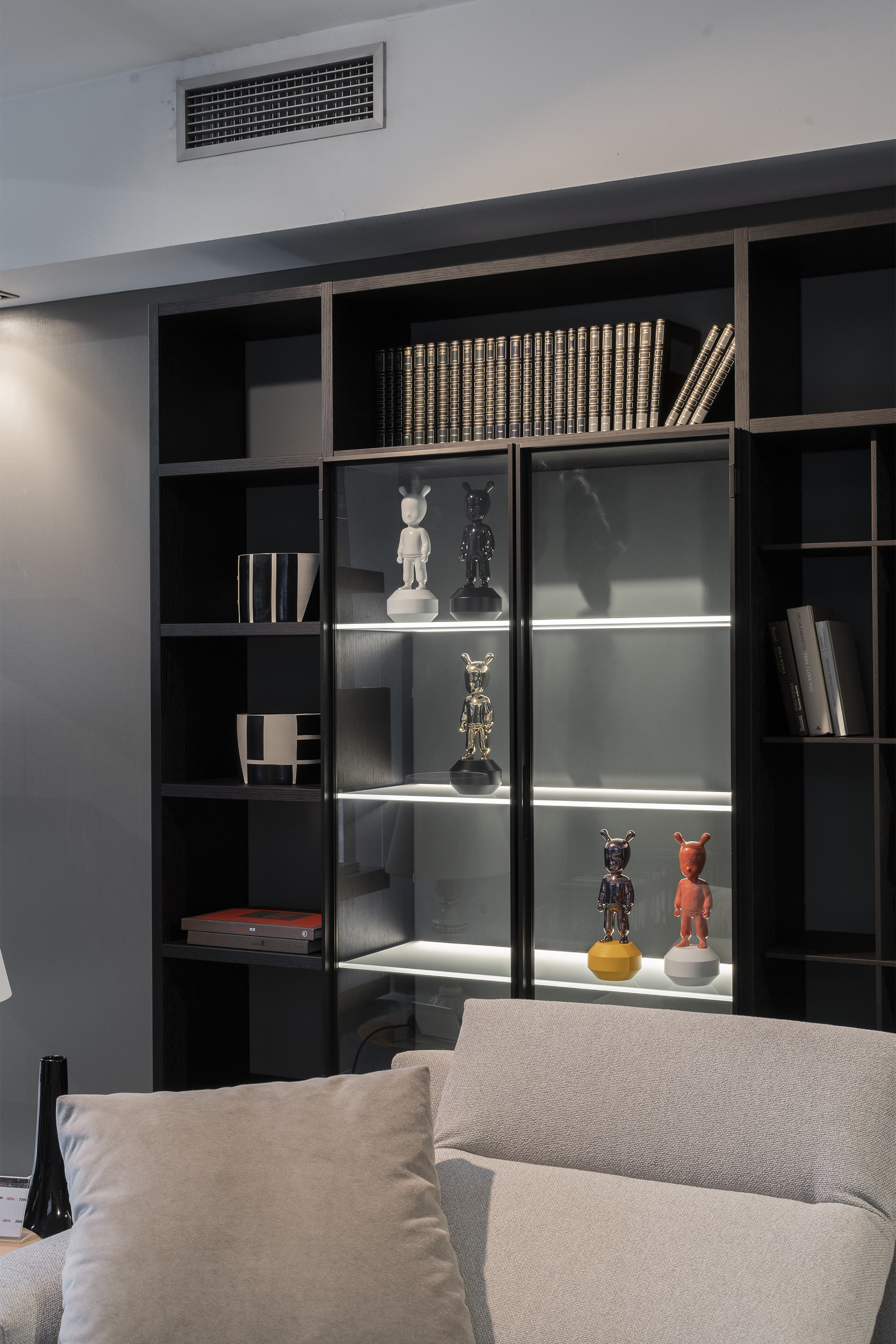 قطعة ديكور تمثال ذا وايت غيست - صغير