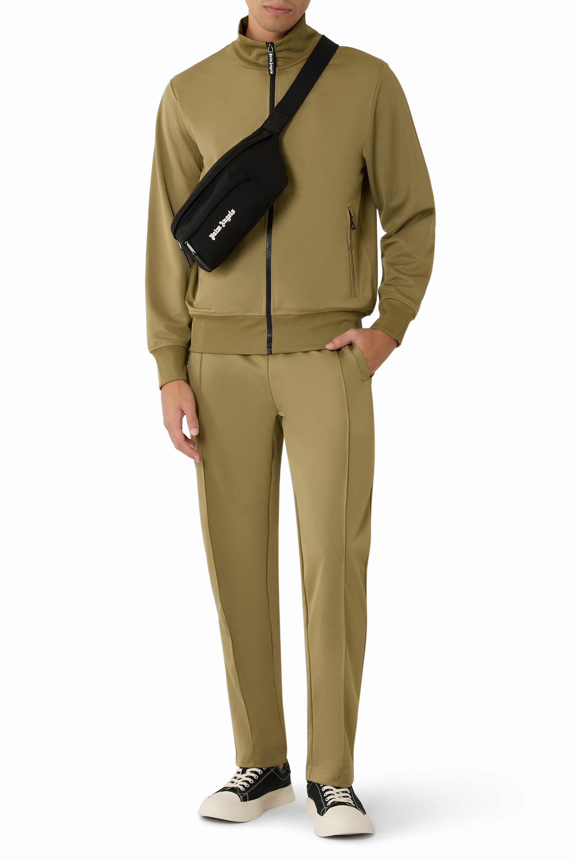 حقيبة كلاسيكية بحزام خصر مزينة بشعار الماركة