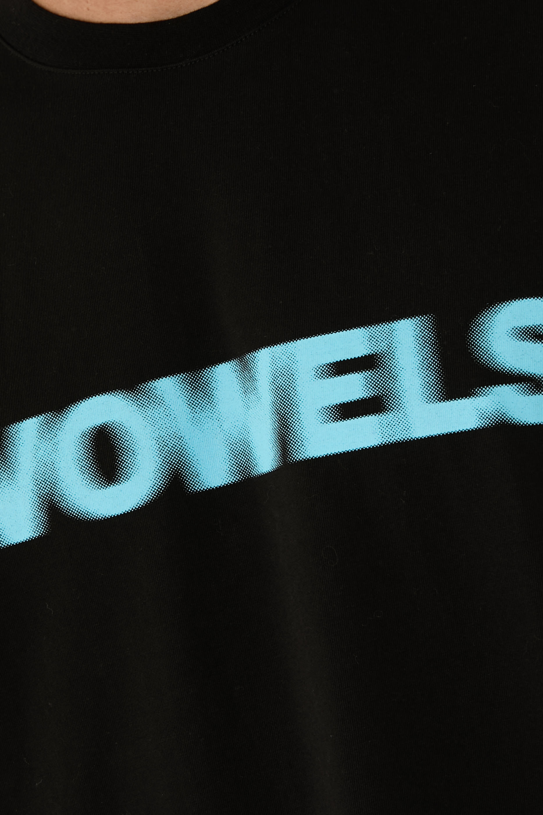 تيشيرت بلور