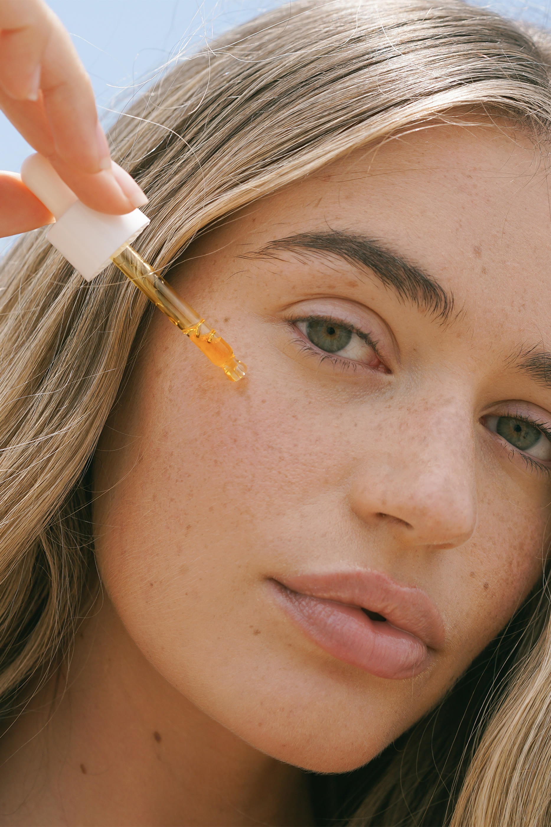 زيت الوجه هيفنلي سيكستين اول إين وان