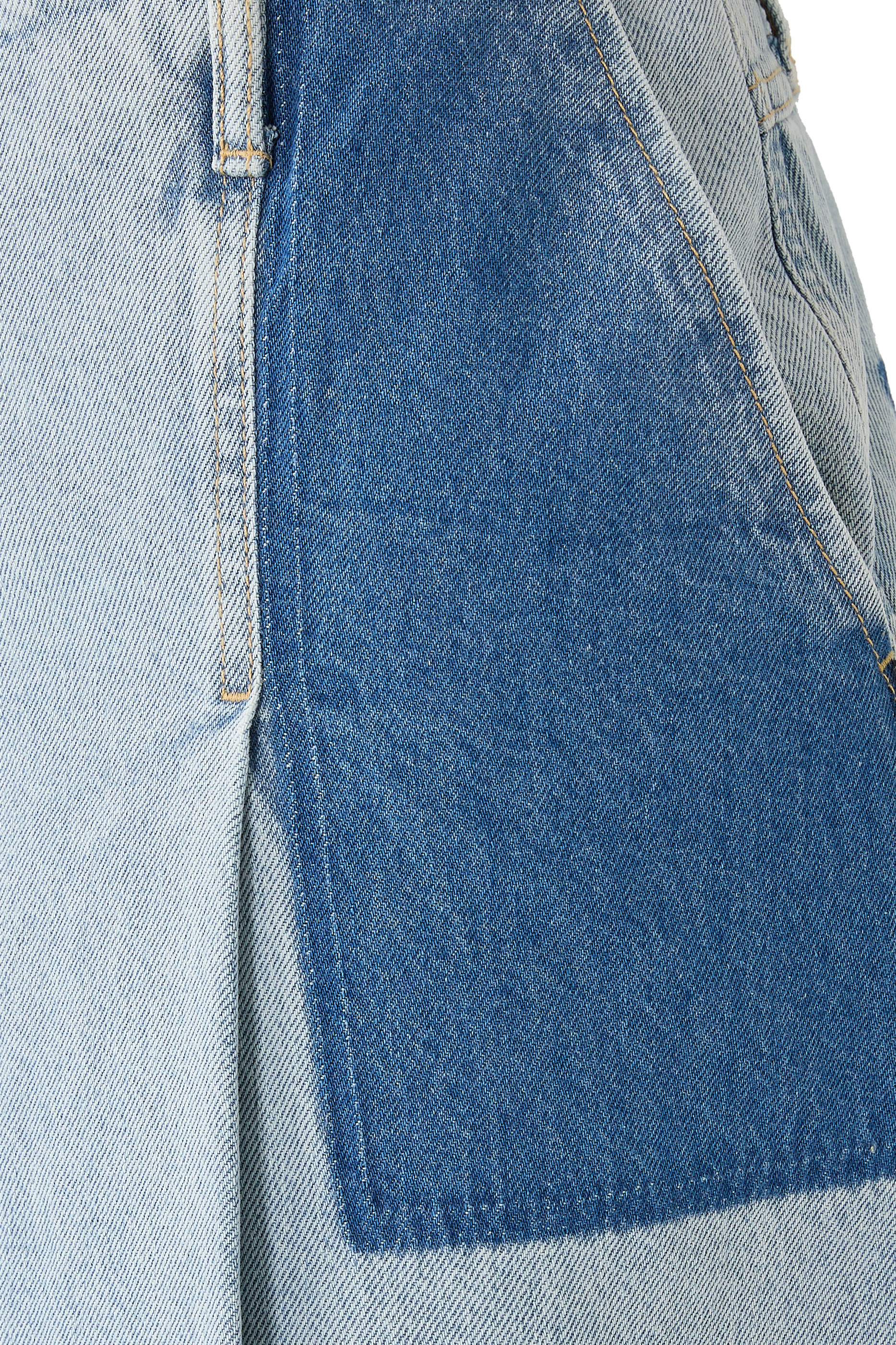 شورت برمودا برقعات بتفاصيل باهتة دنيم