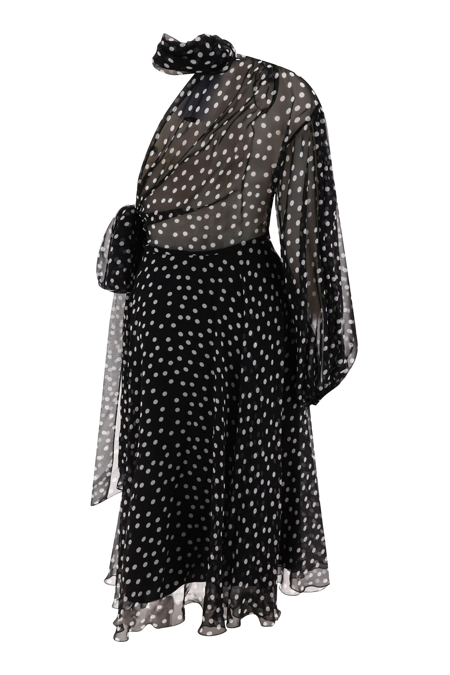 فستان منقط بكتف مكشوف