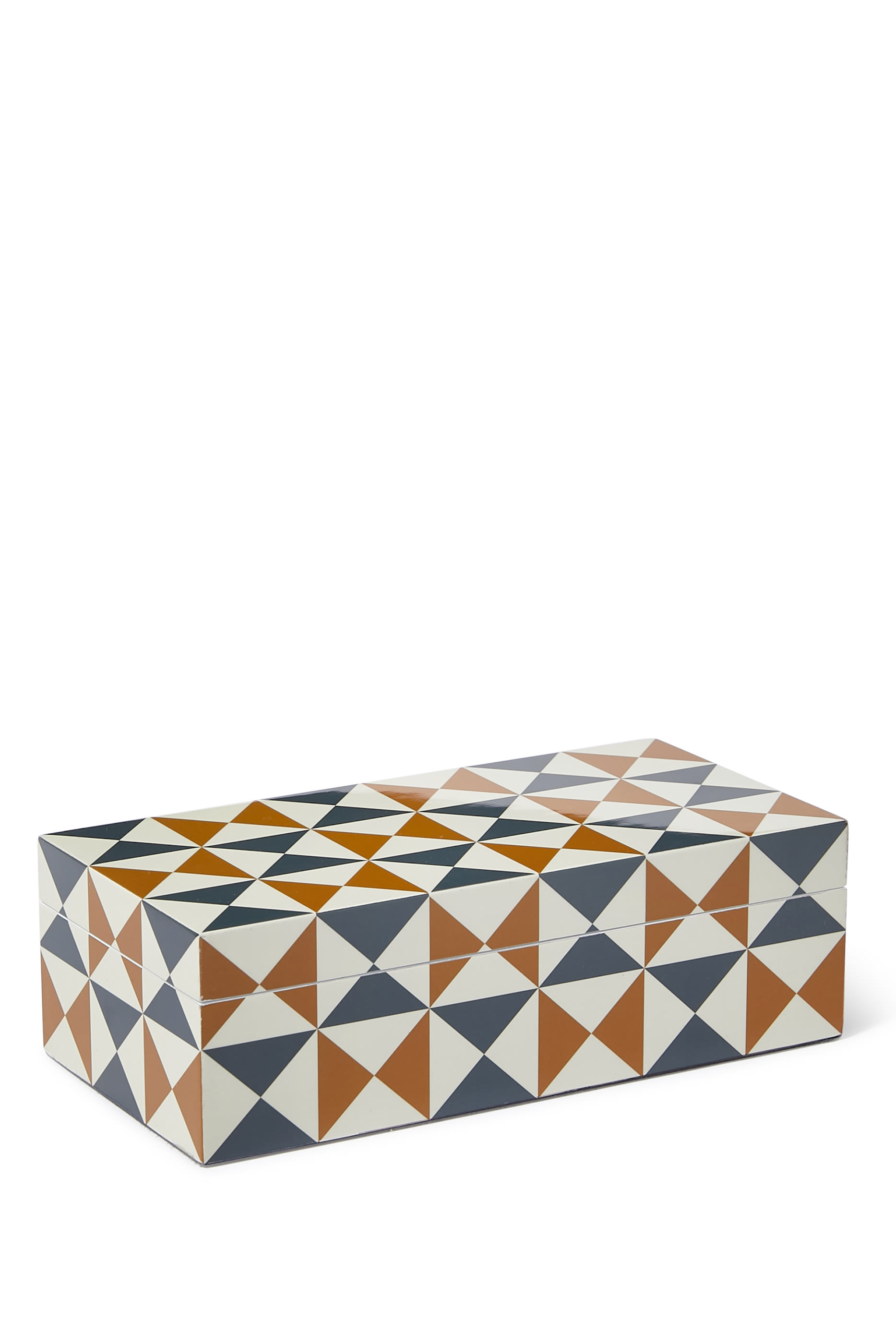 صندوق بوتاي بطلاء