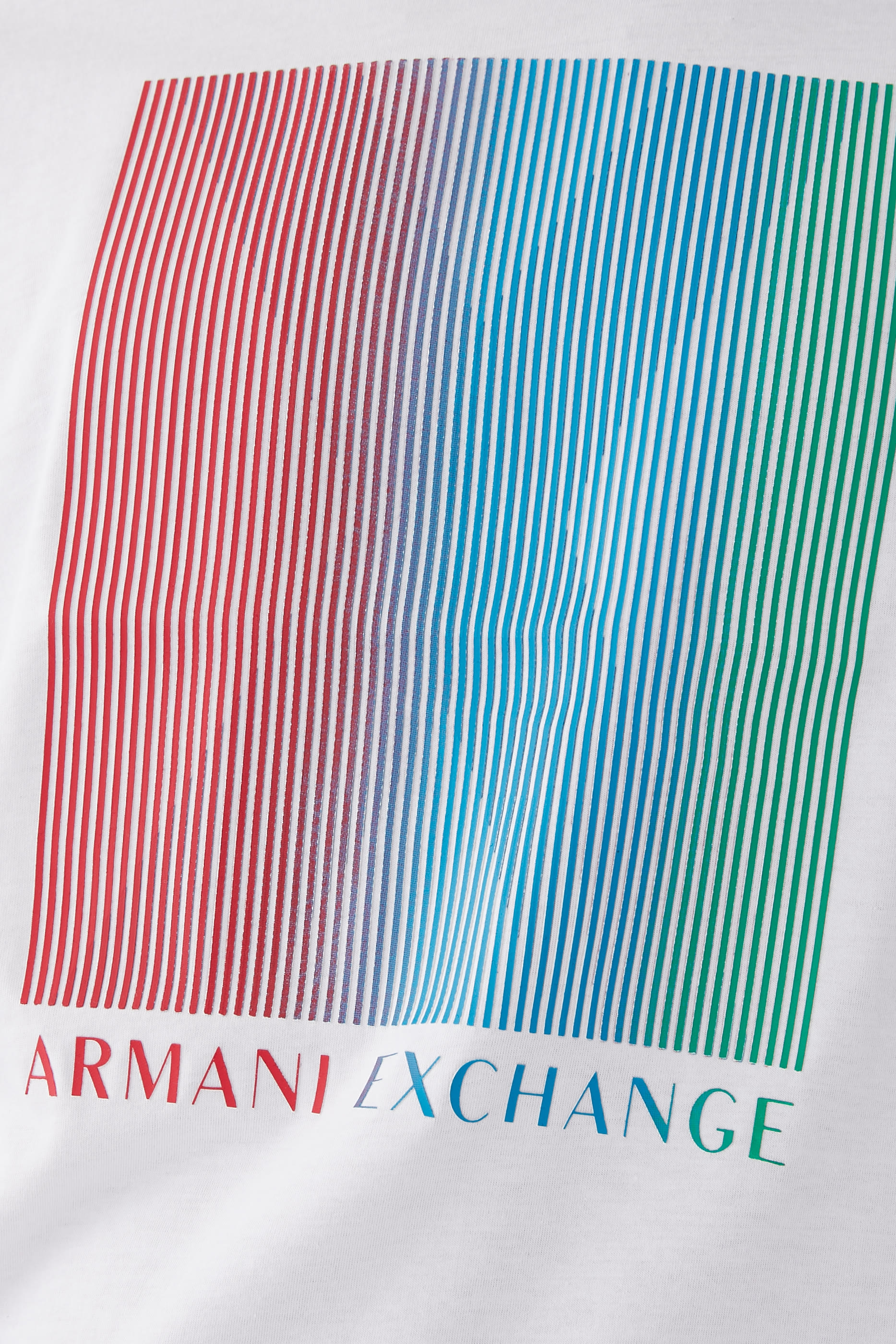 تيشيرت سامر بياقة ضيقة