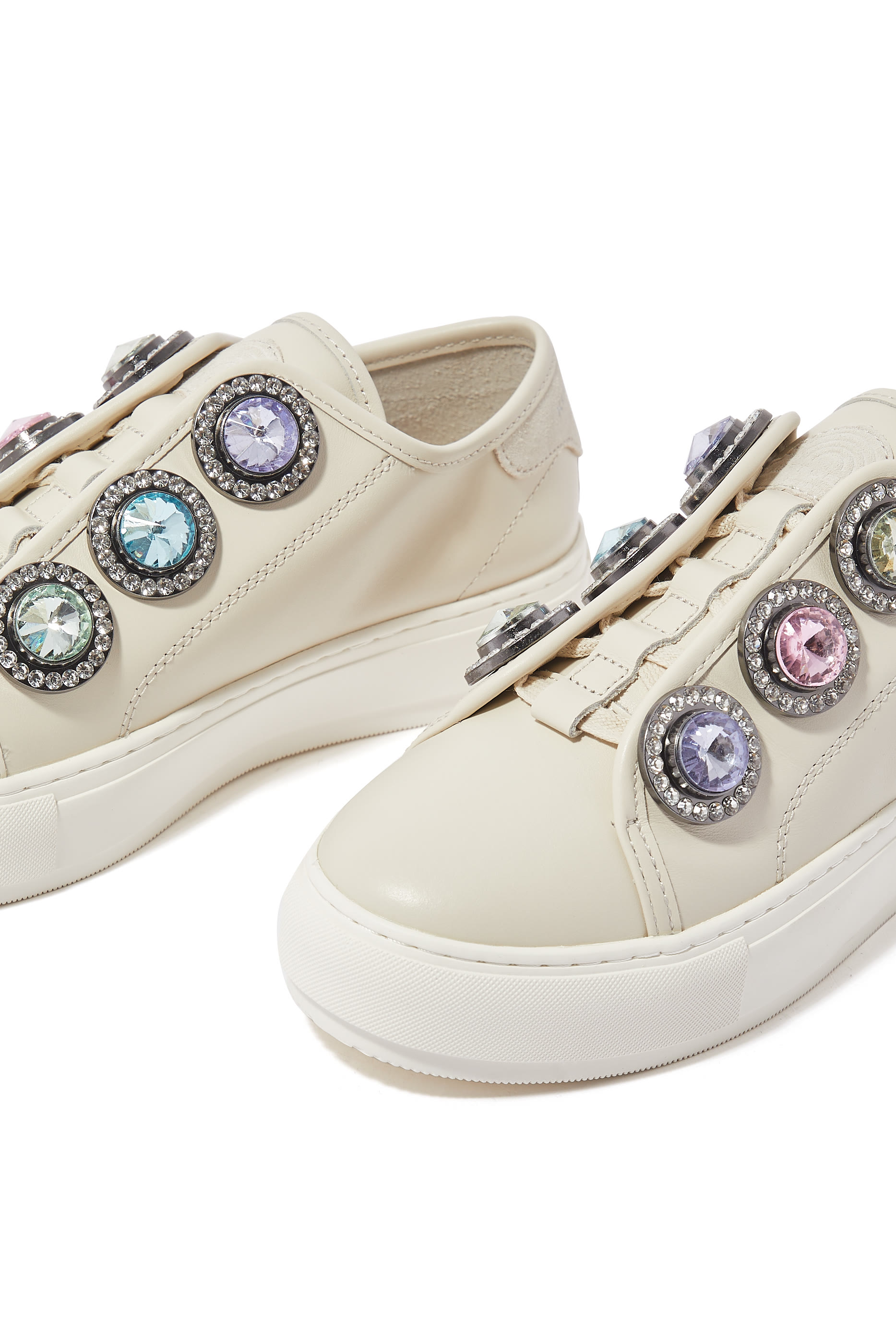 سنيكرز لاني أوكتافيا 40