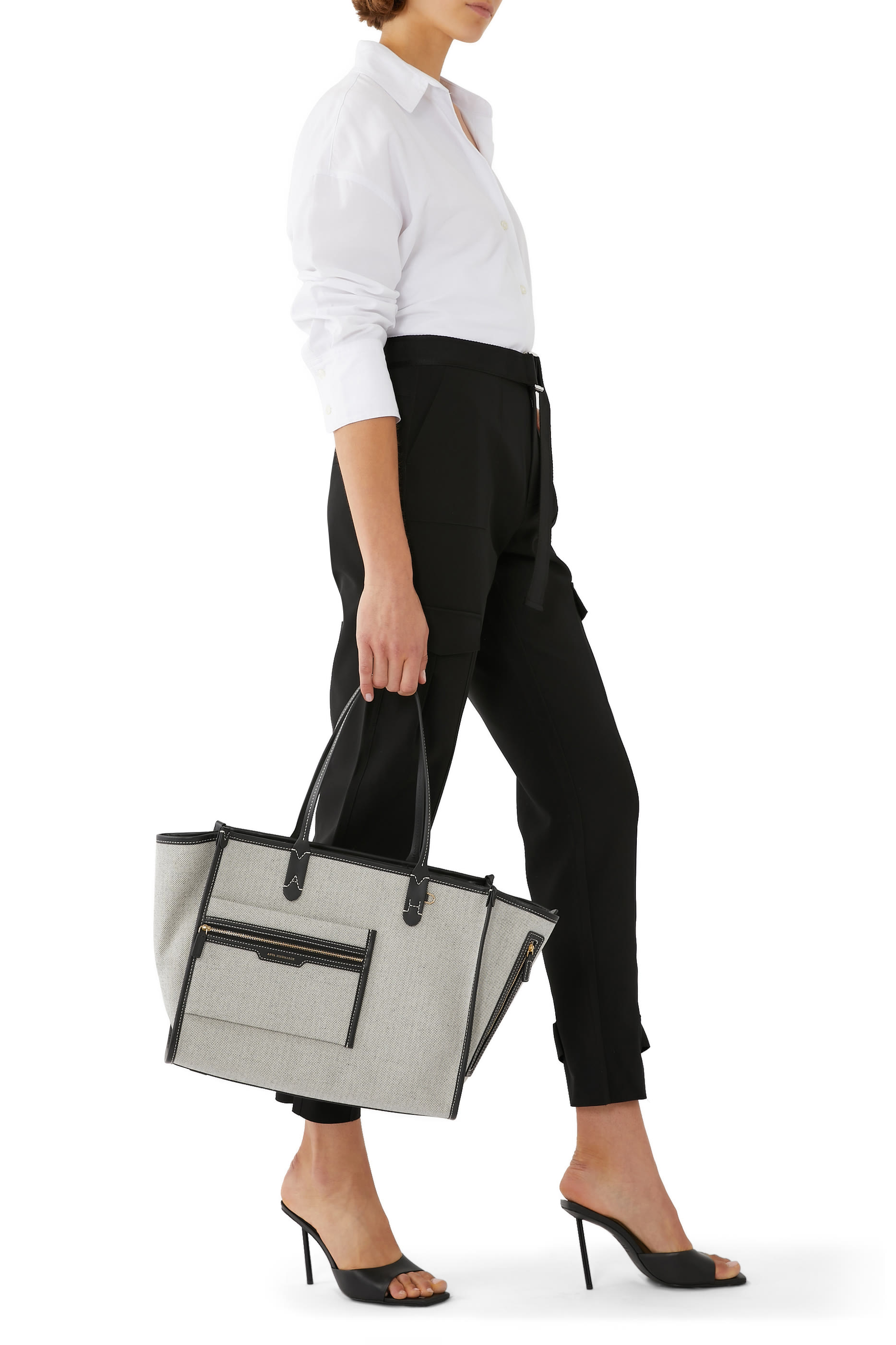 حقيبة يد بجيوب