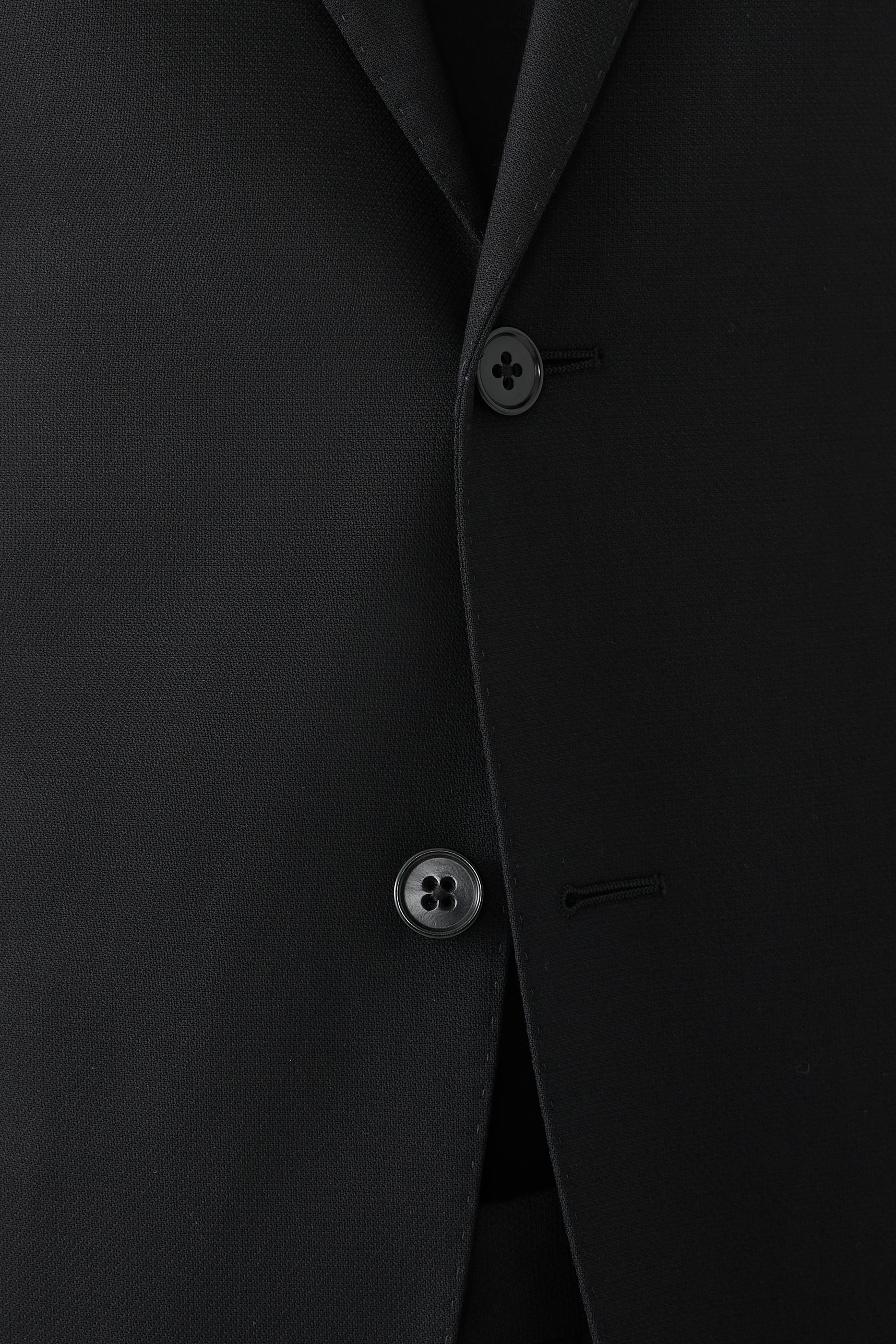 بدلة بصف أزرار