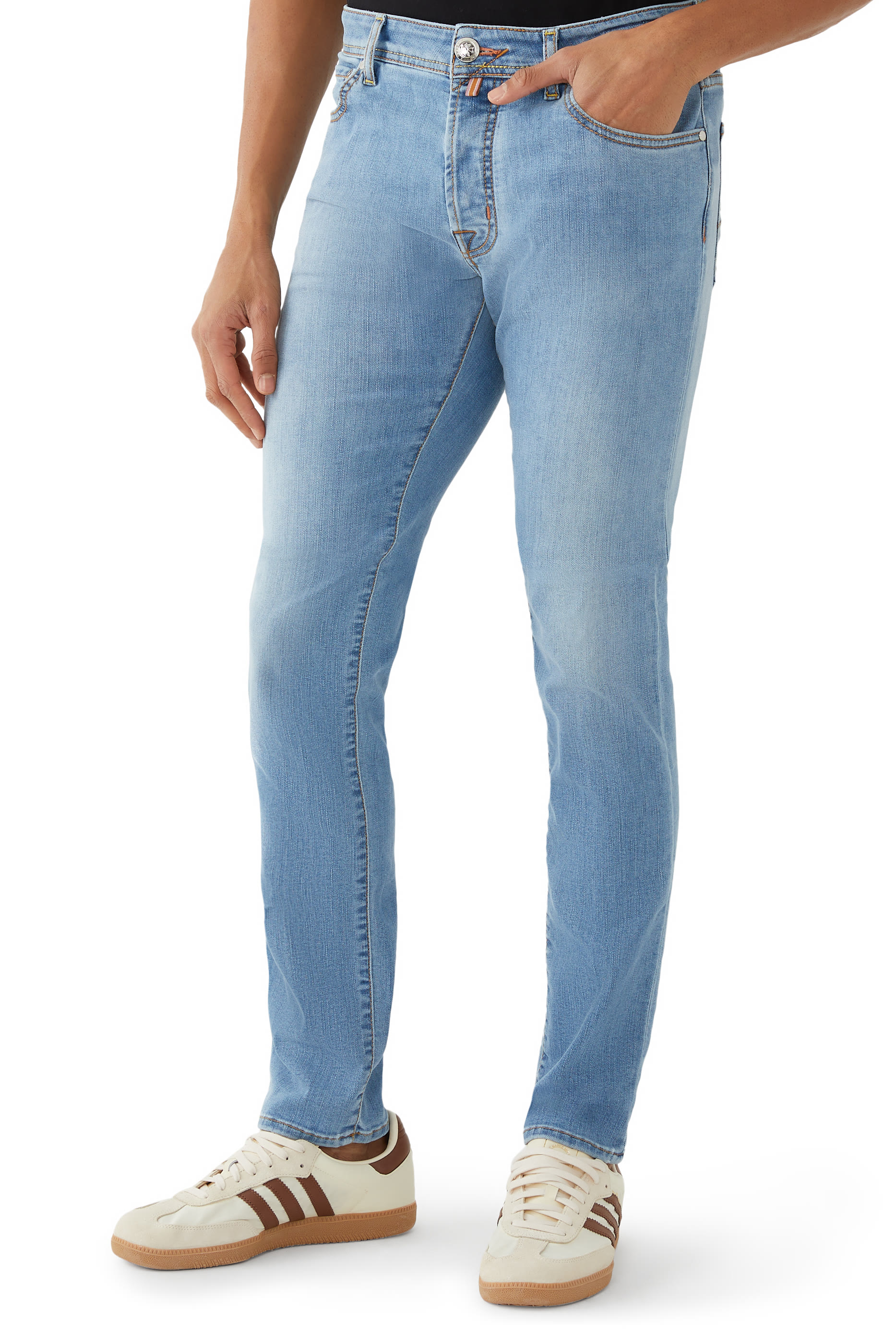 بنطال بارد بقصة ضيقة وخمسة جيوب