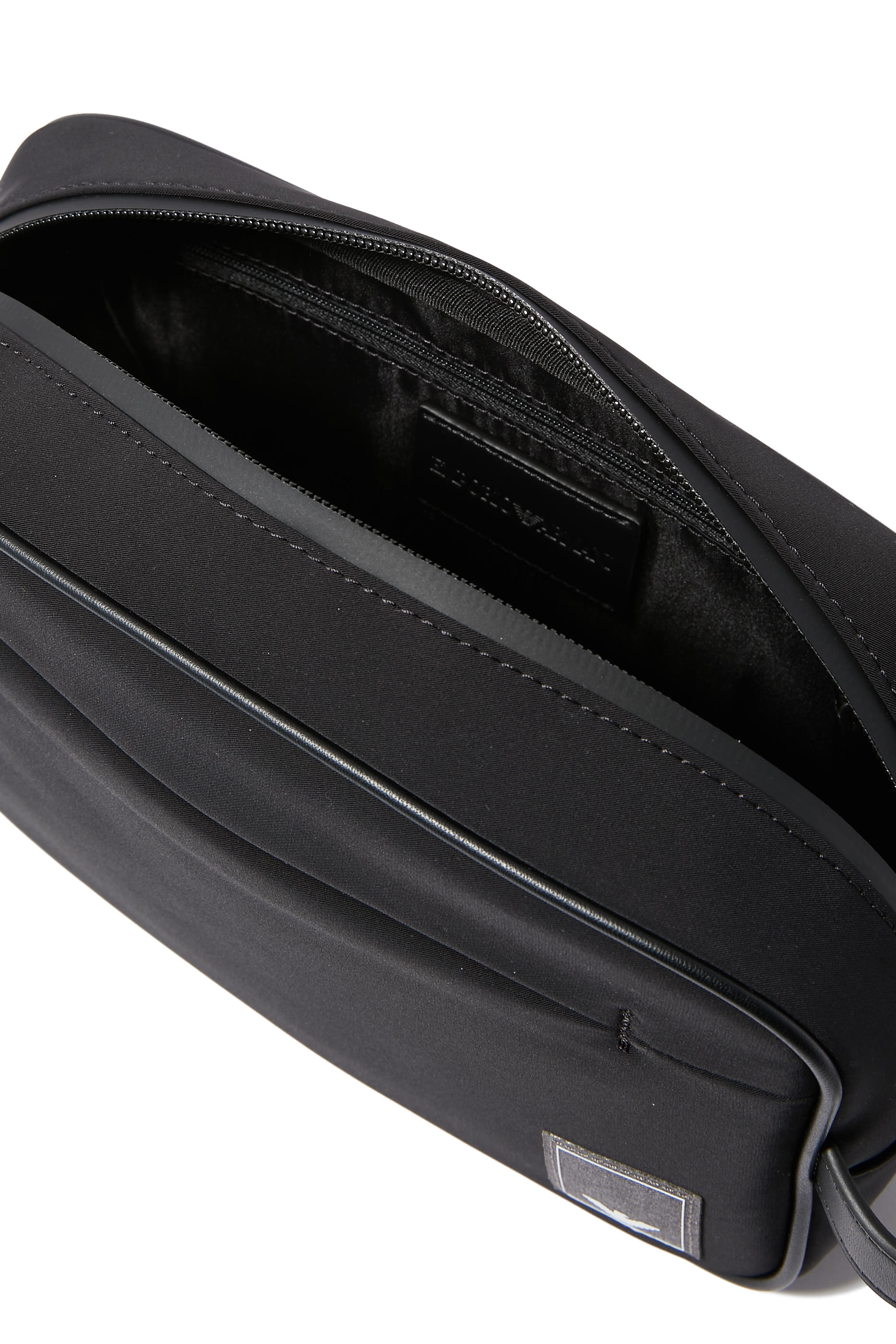 حقيبة مستحضرات العناية الشخصية اسنشل للسفر نايلون