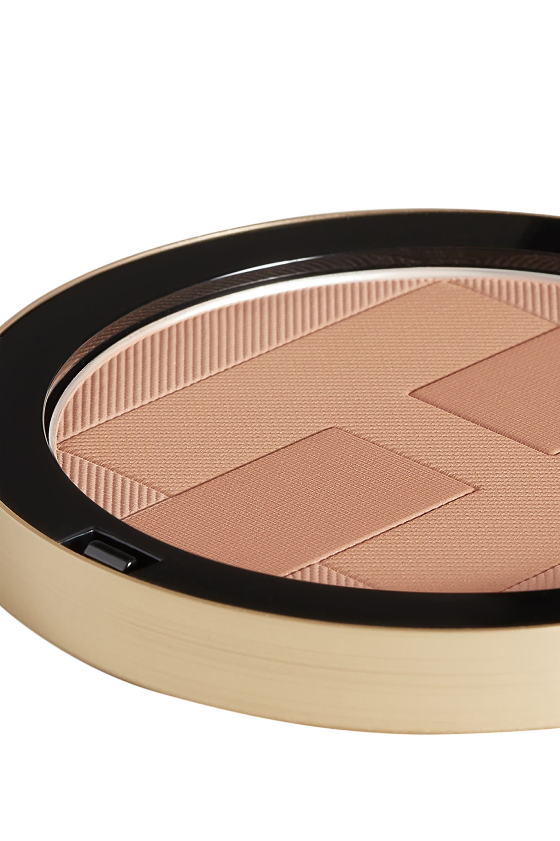 بودرة معدنية لإشراق صحي Herm&egrave;s Plein Air, H Trio