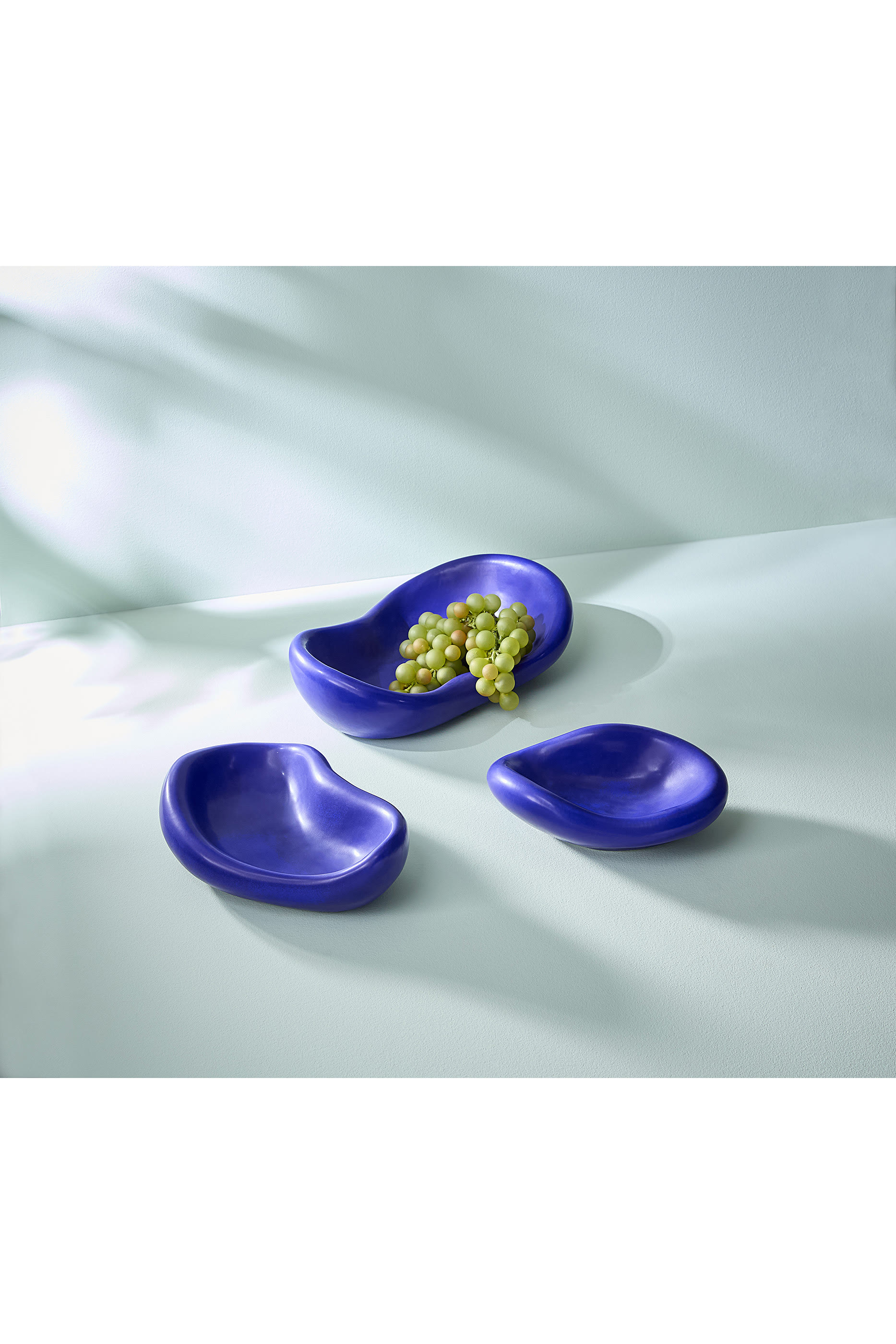 وعاء متوسط مطلي بكوبالت