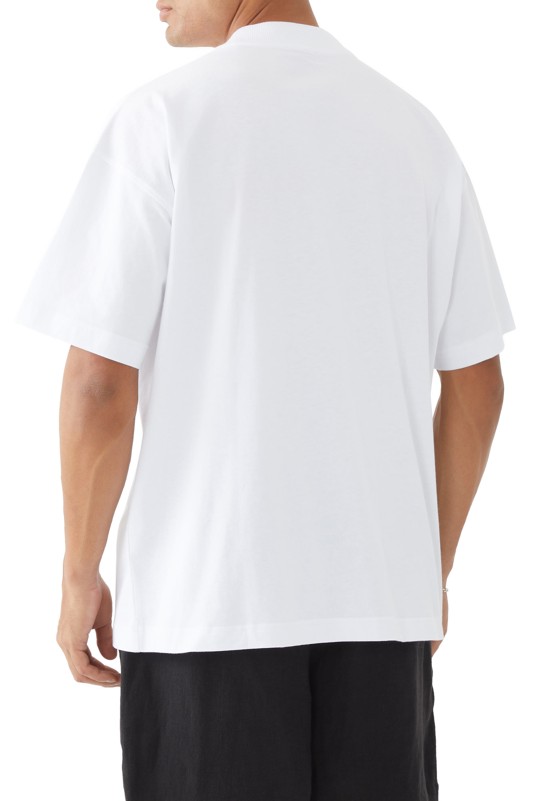 تيشيرت ديك بشعار الماركة