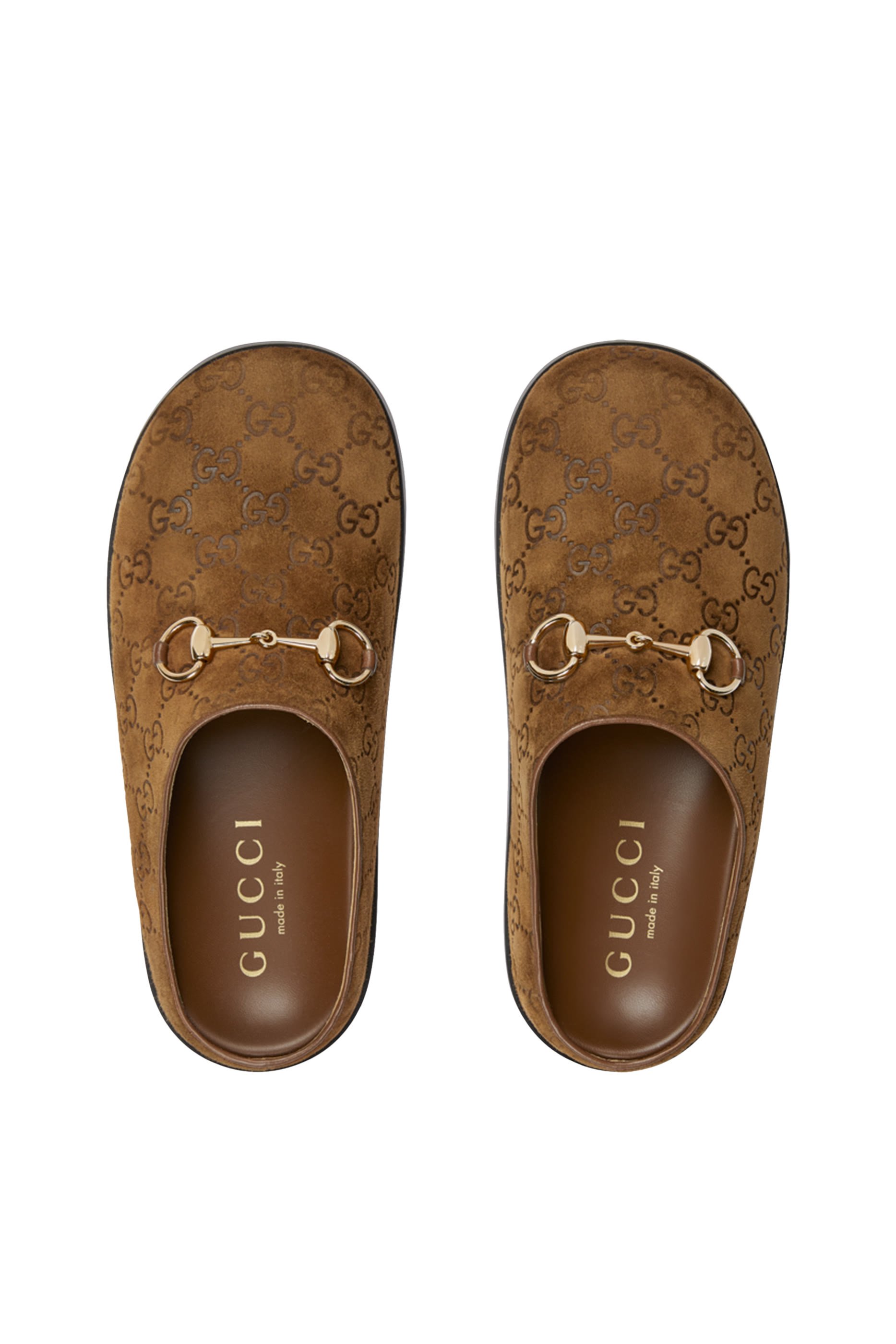 حذاء مفتوح من الخلف بحلية لجام الحصان