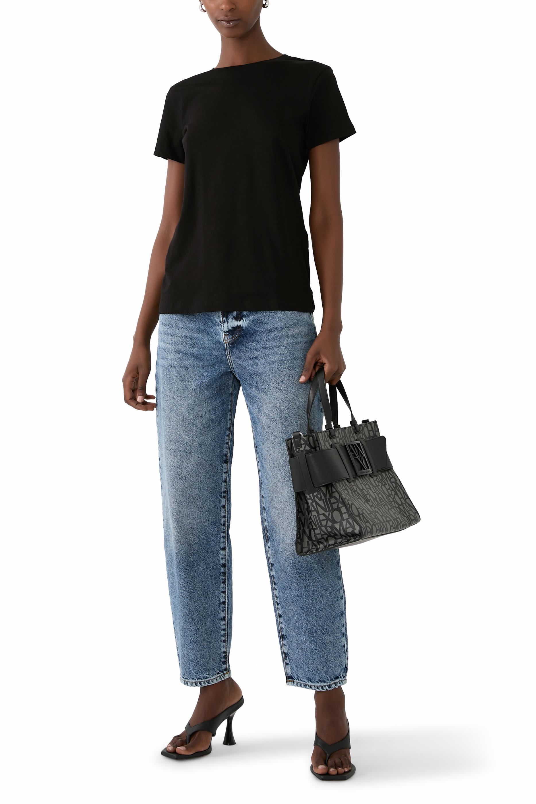 تيشيرت بشعار الماركة قطن