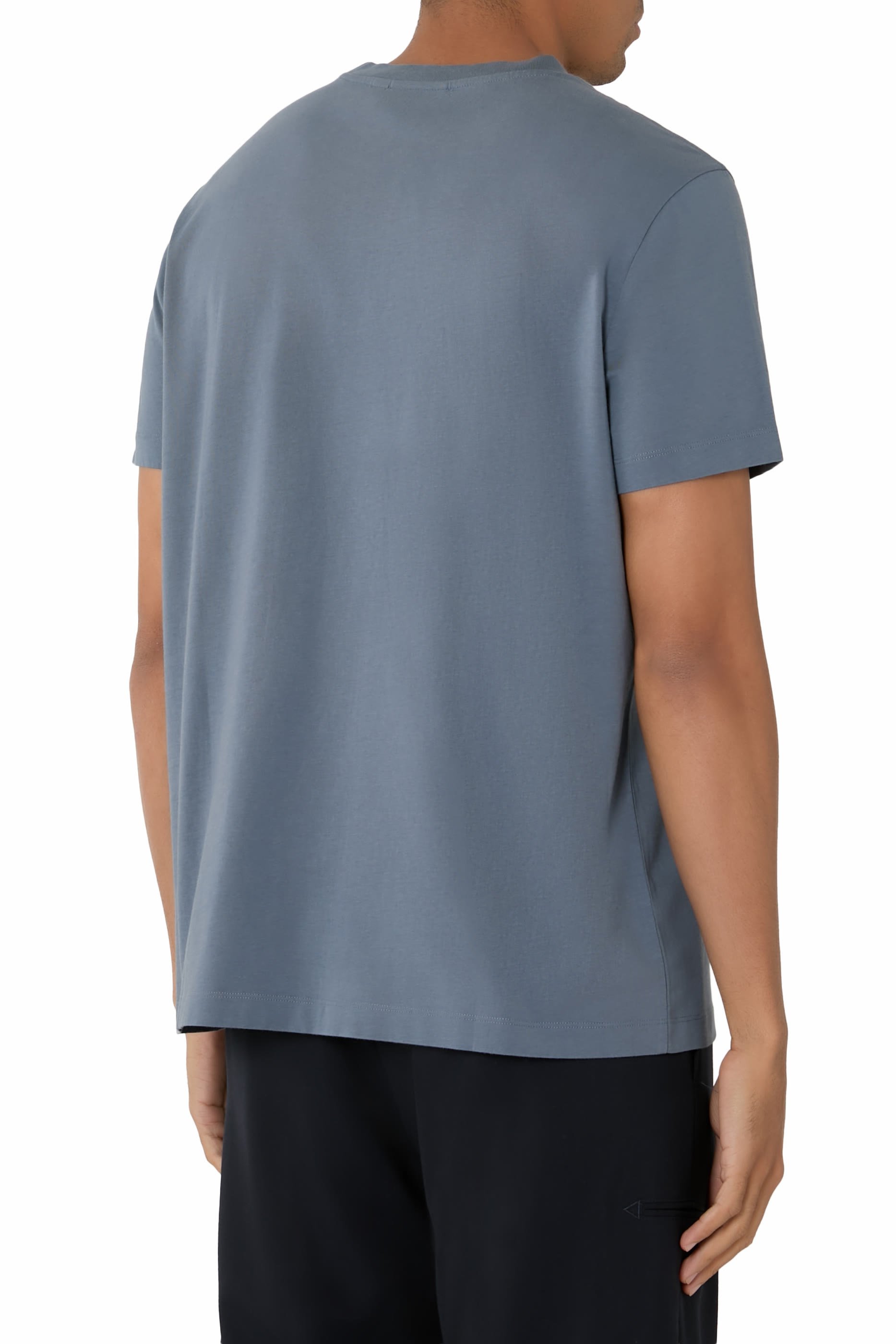 تيشيرت إيميرسن بياقة ضيقة وتطريز