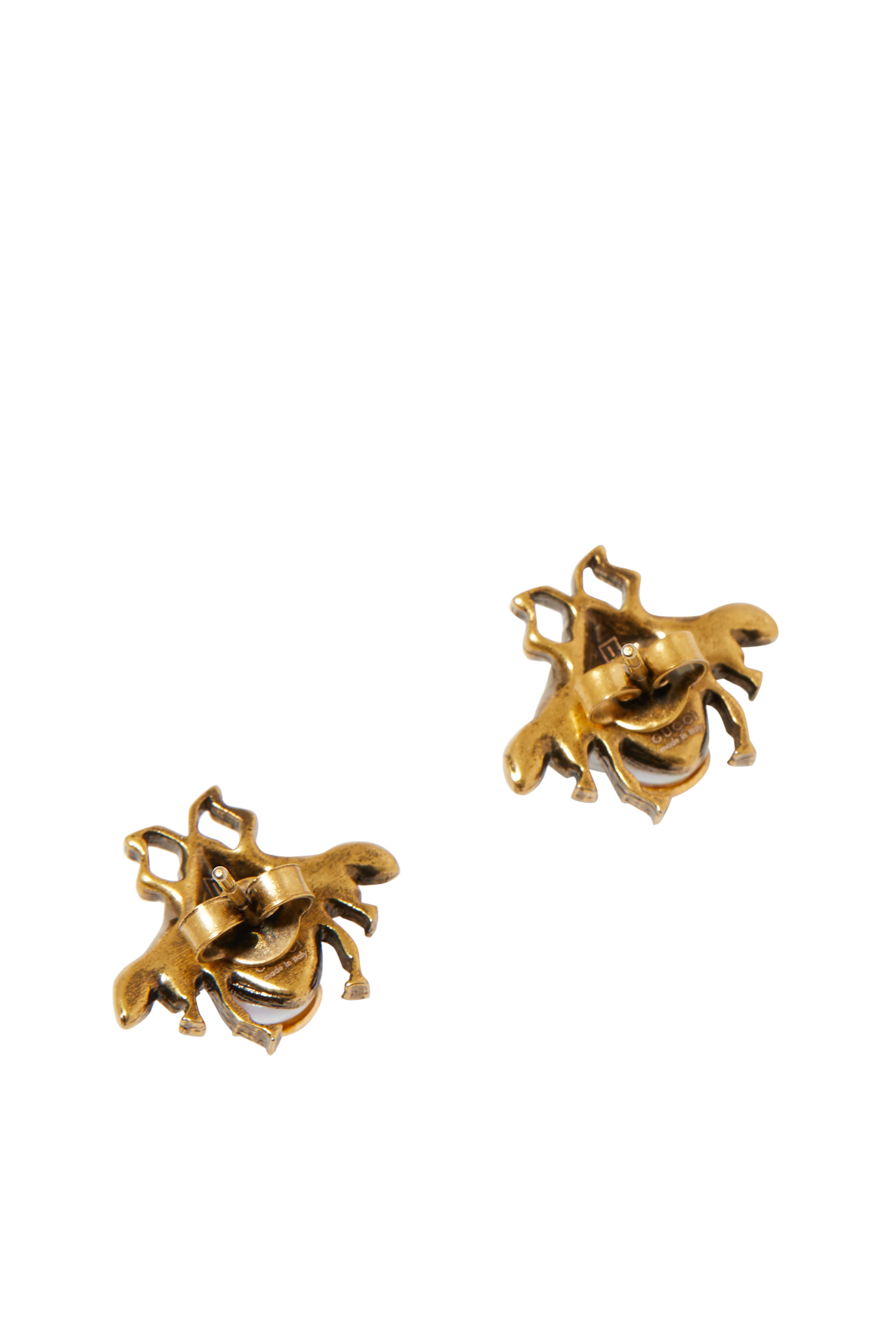 أقراط بتصميم نحلة مرصعة بالكريستال