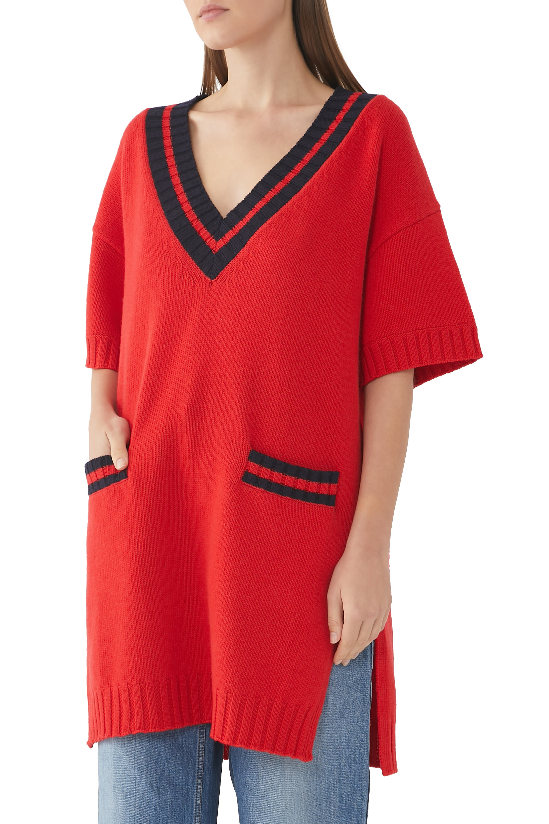 فستان صوف بحرفي شعار الماركة بتصميم متداخل