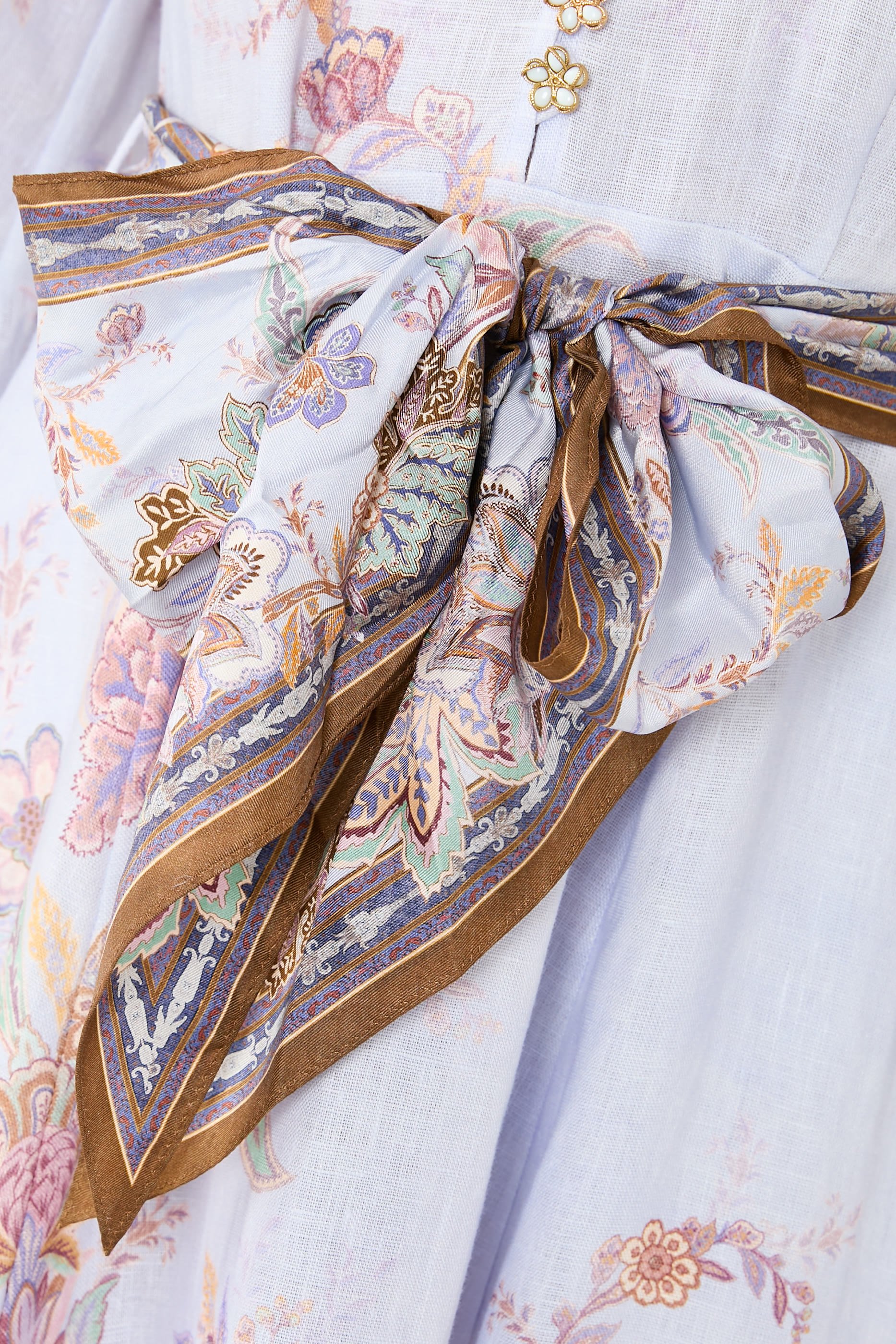 فستان لونا متوسط الطول بأزرار