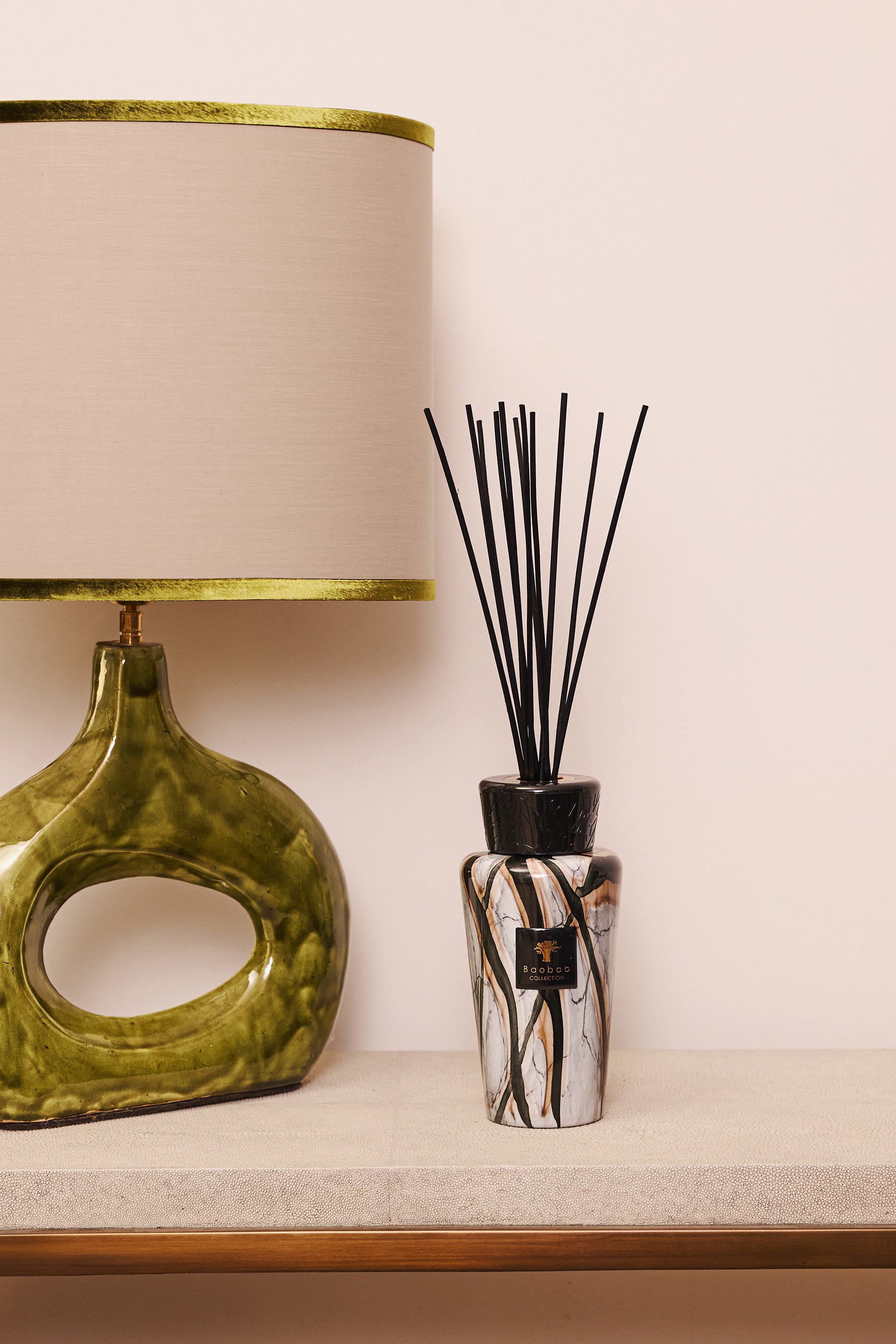أحجار توزيع عطر رخام 
