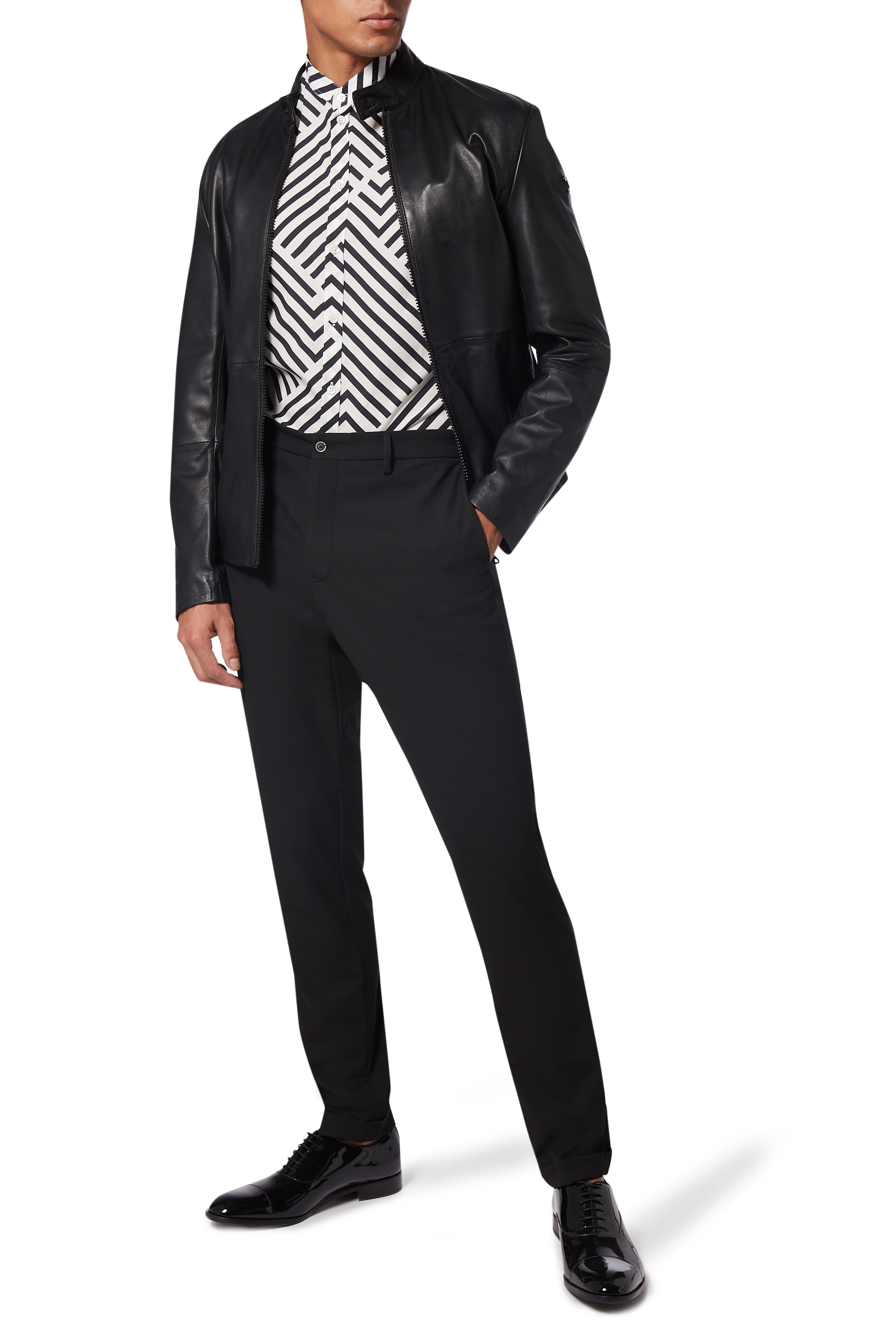 جاكيت جلد برقعة بشعار الماركة