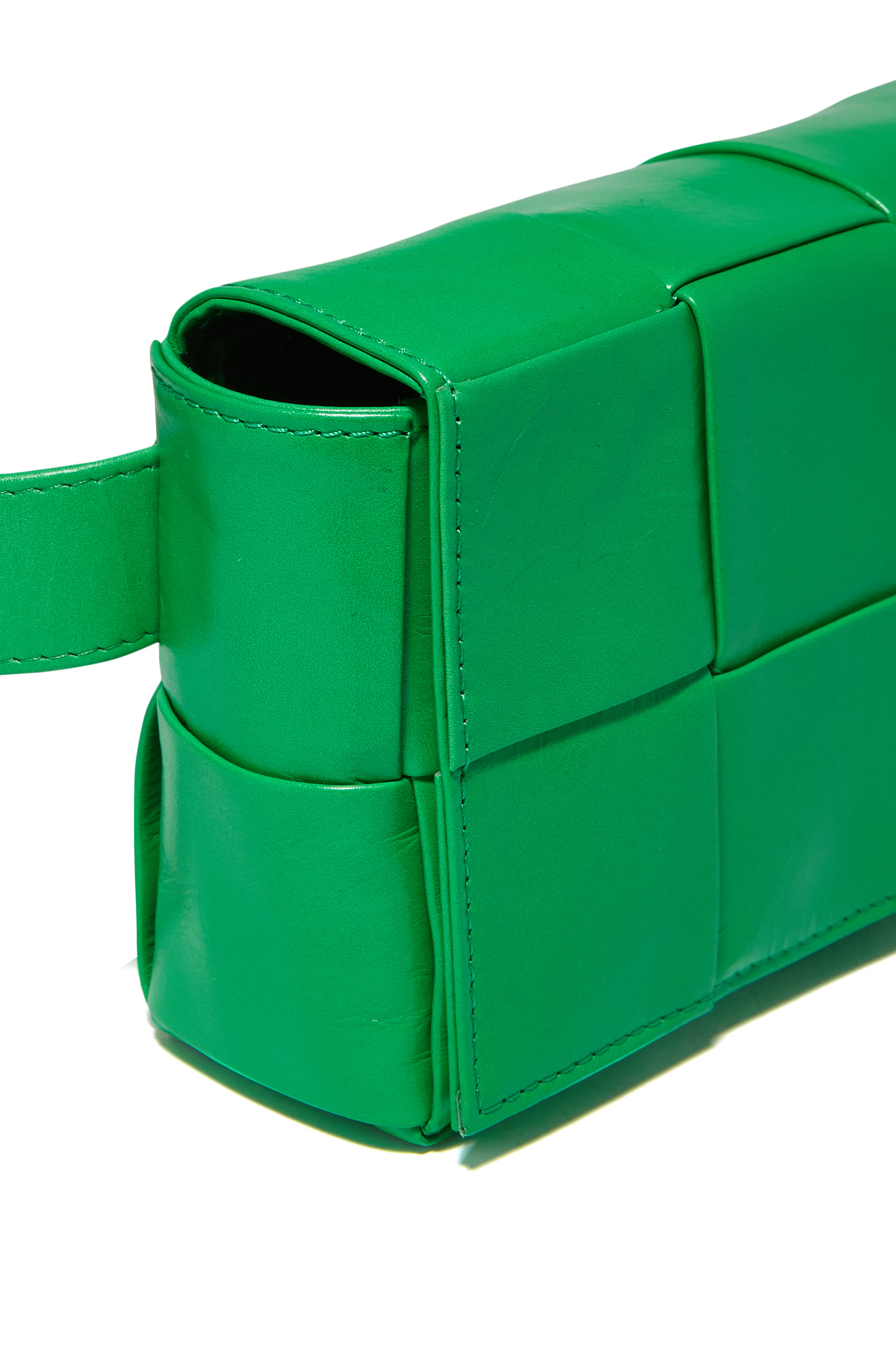 حقيبة خصر كاسيت