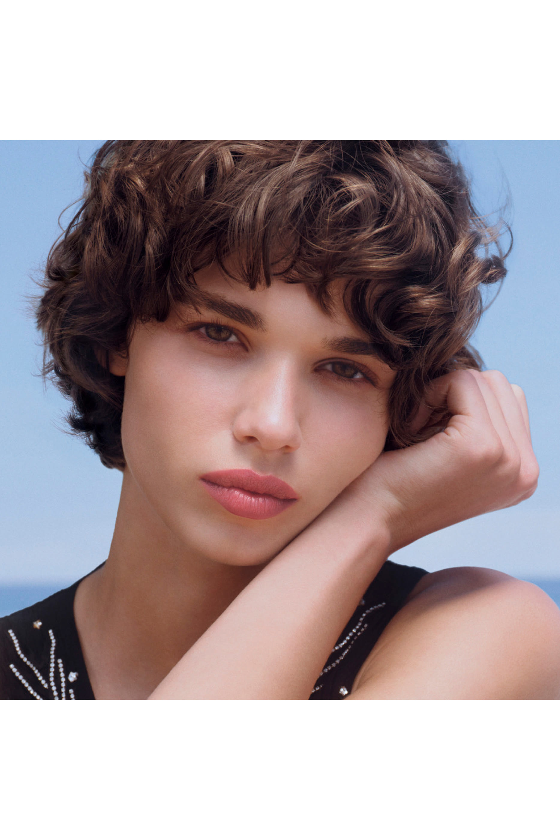 أحمر شفاه لامع Rouge Coco يدوم طويلا