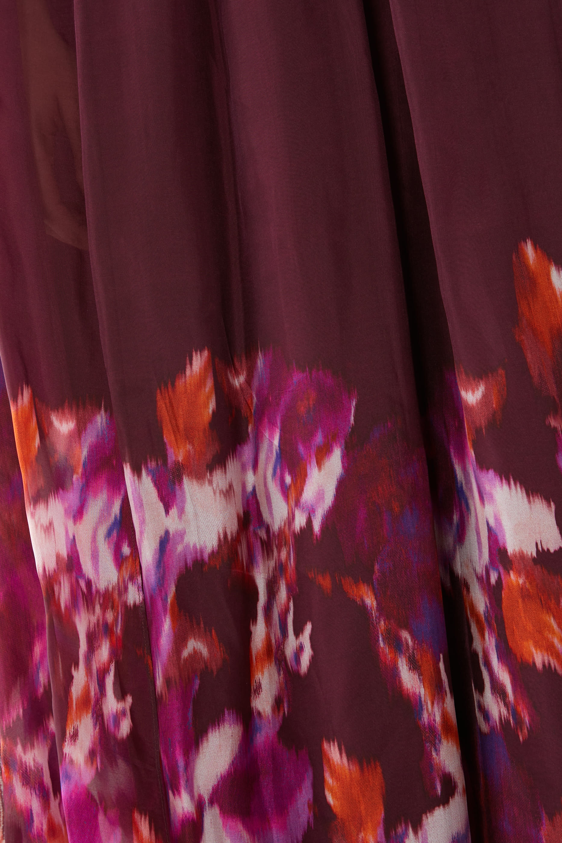 فستان سهرة تيانا بحافة بنقشة إيكات مزيج حرير توت