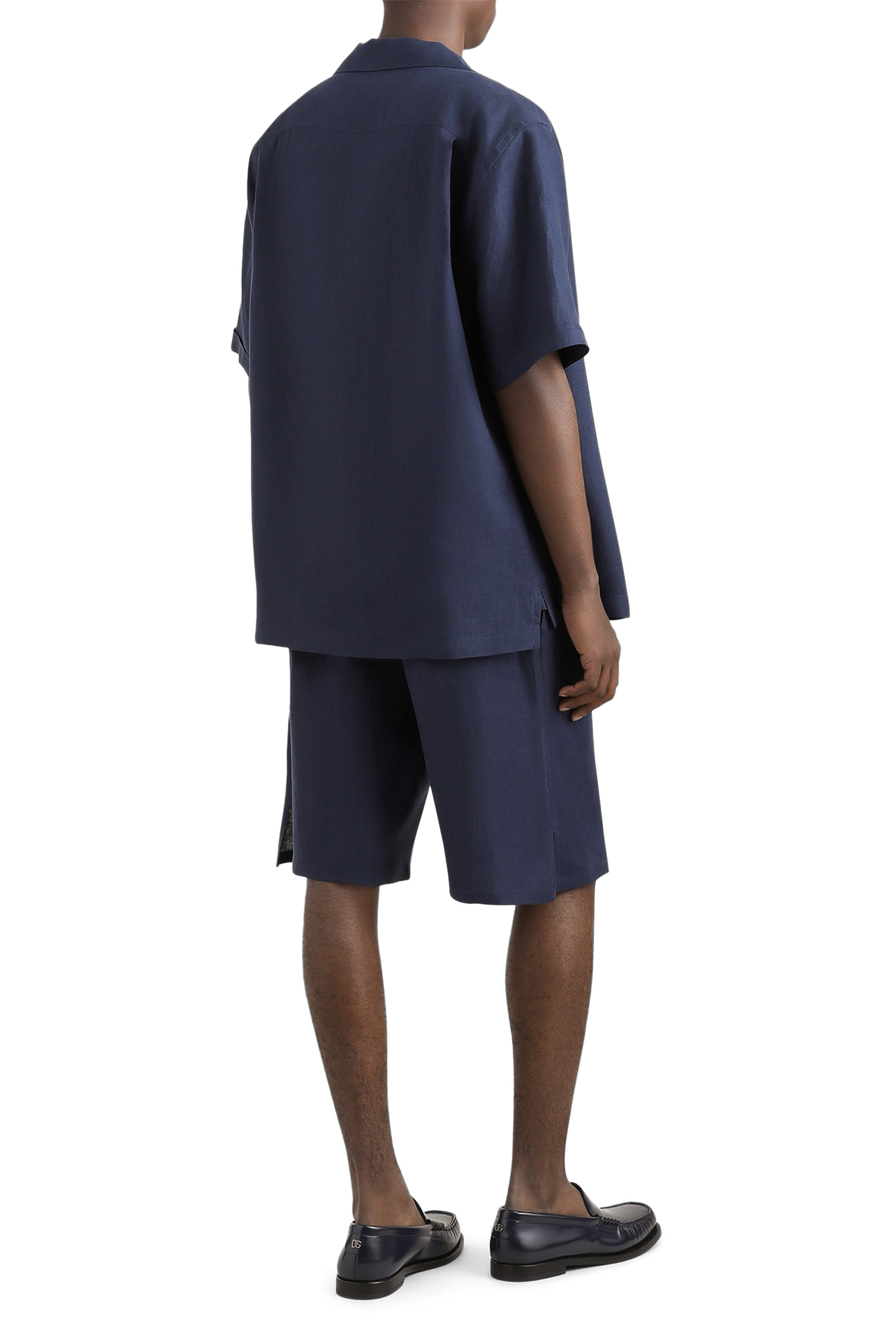 قميص مطرز بشعار الماركة كتان