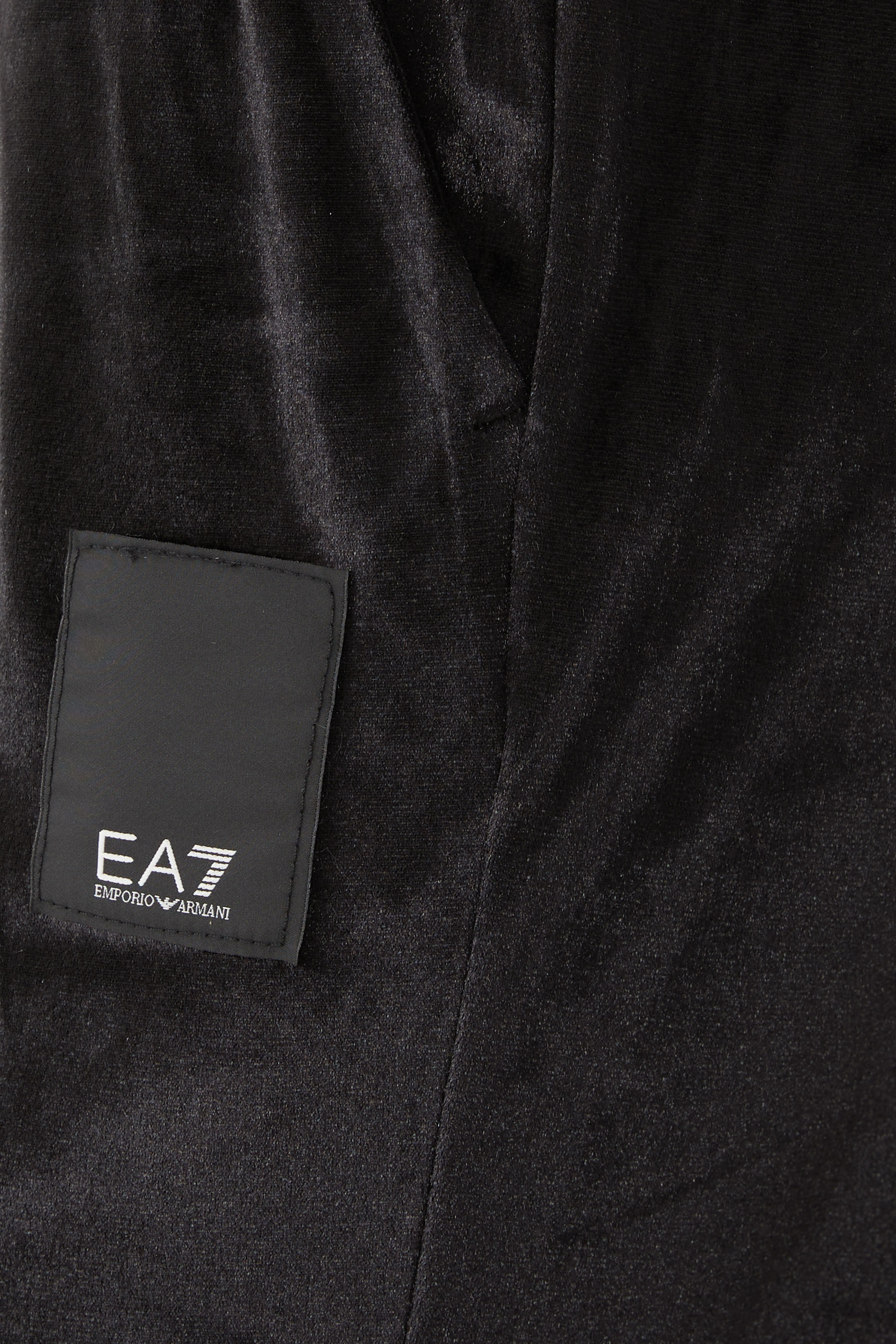 بنطال بلازو بشعار الماركة