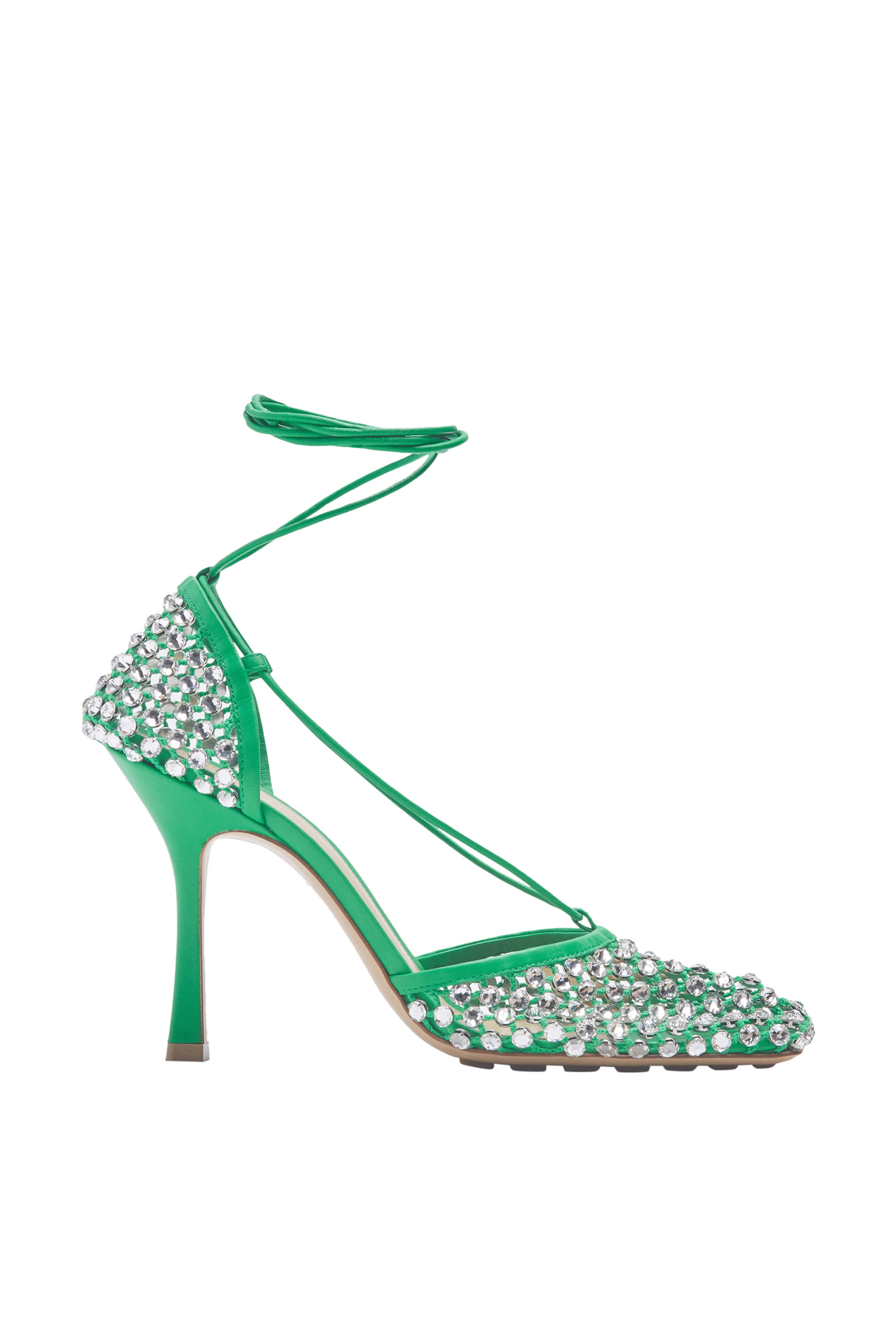 صندل مطاطي بتفاصيل براقة