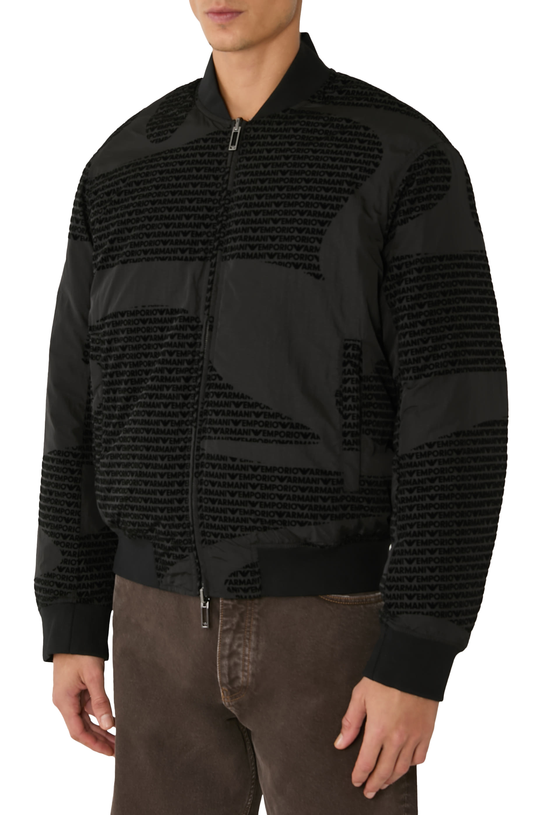 جاكيت بومبر مزين بشعار الماركة نايلون