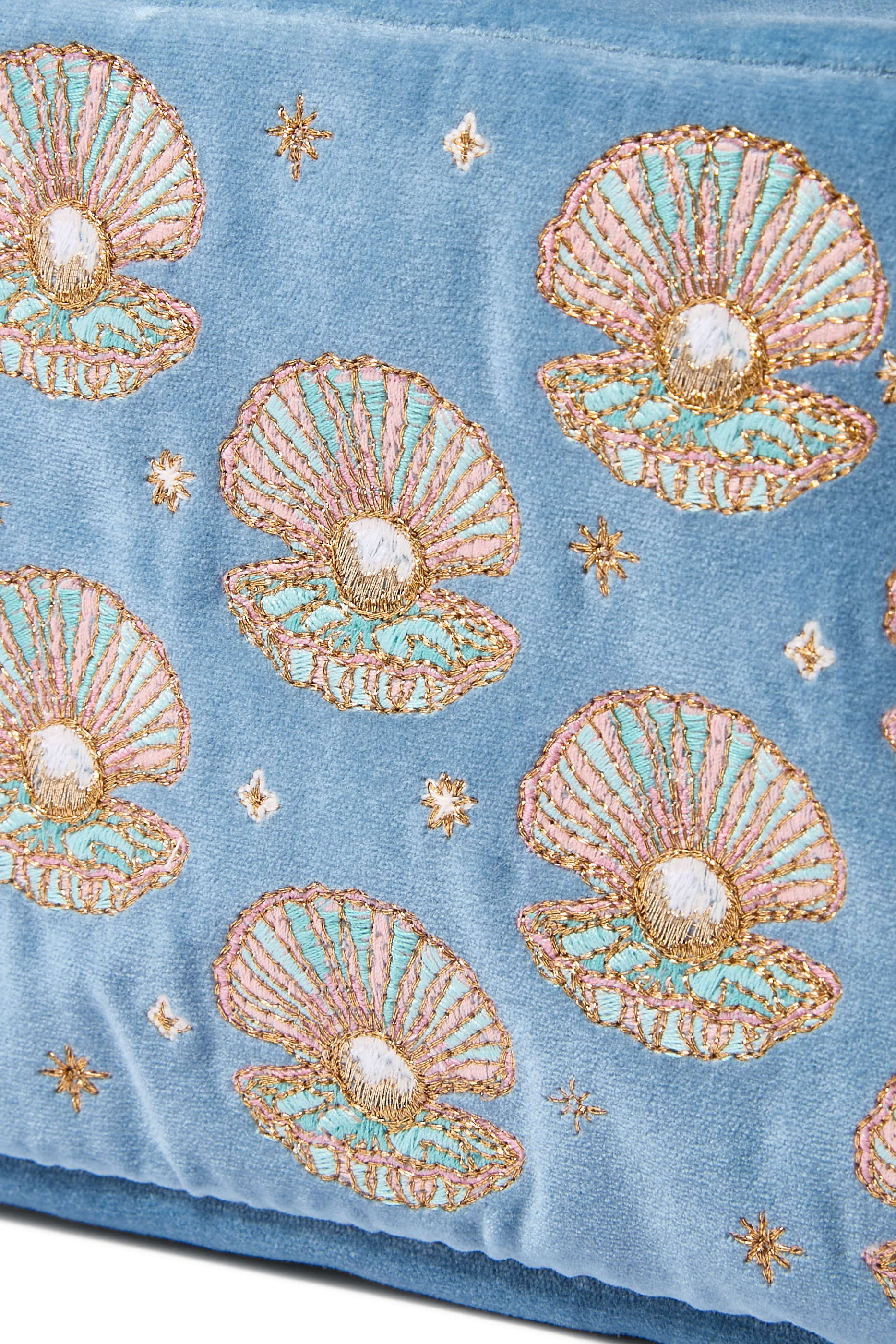 حقيبة مستحضرات تجميل نقشة صدف ولؤلؤ