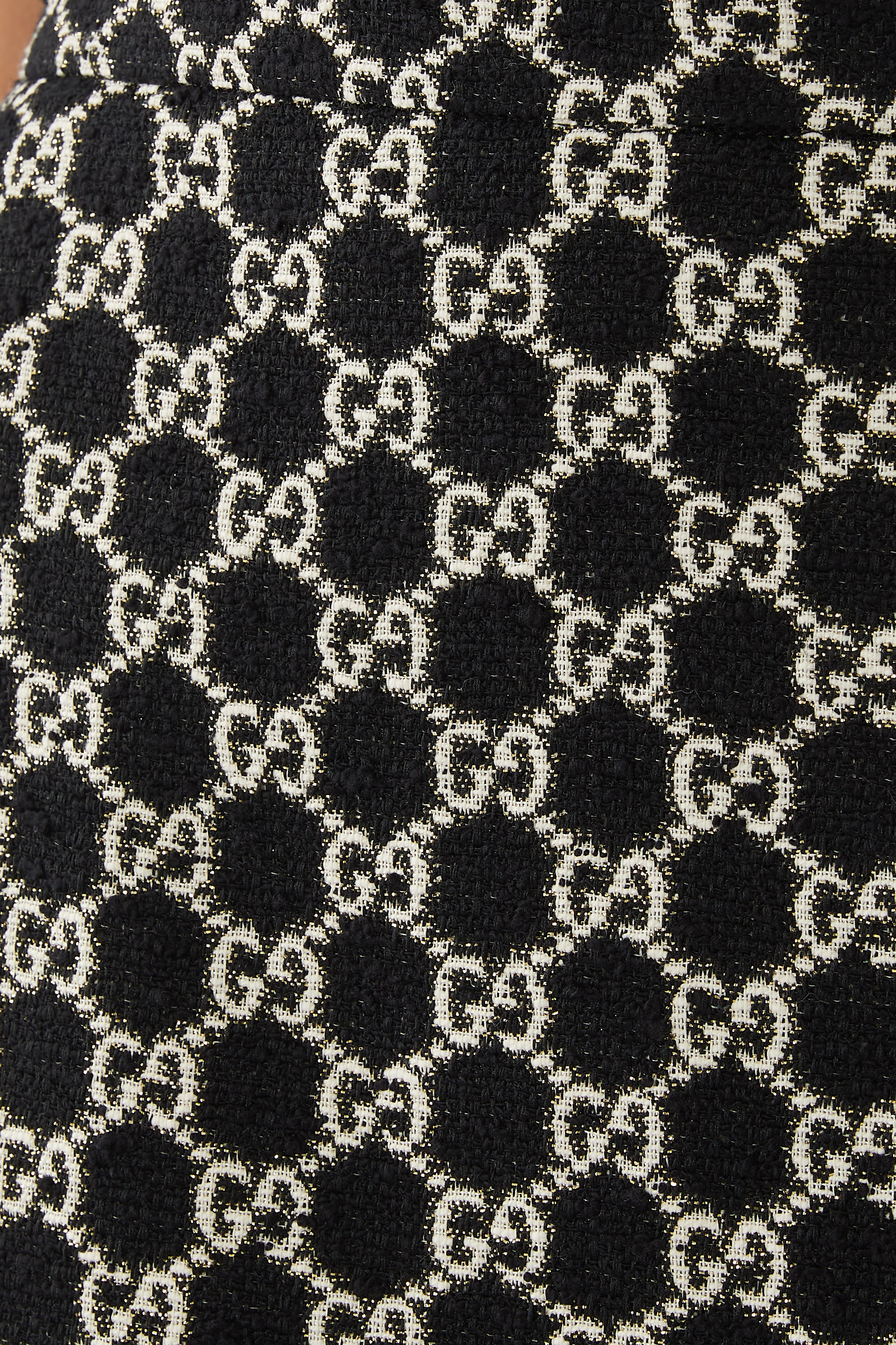 تنورة تويد بشعار GG