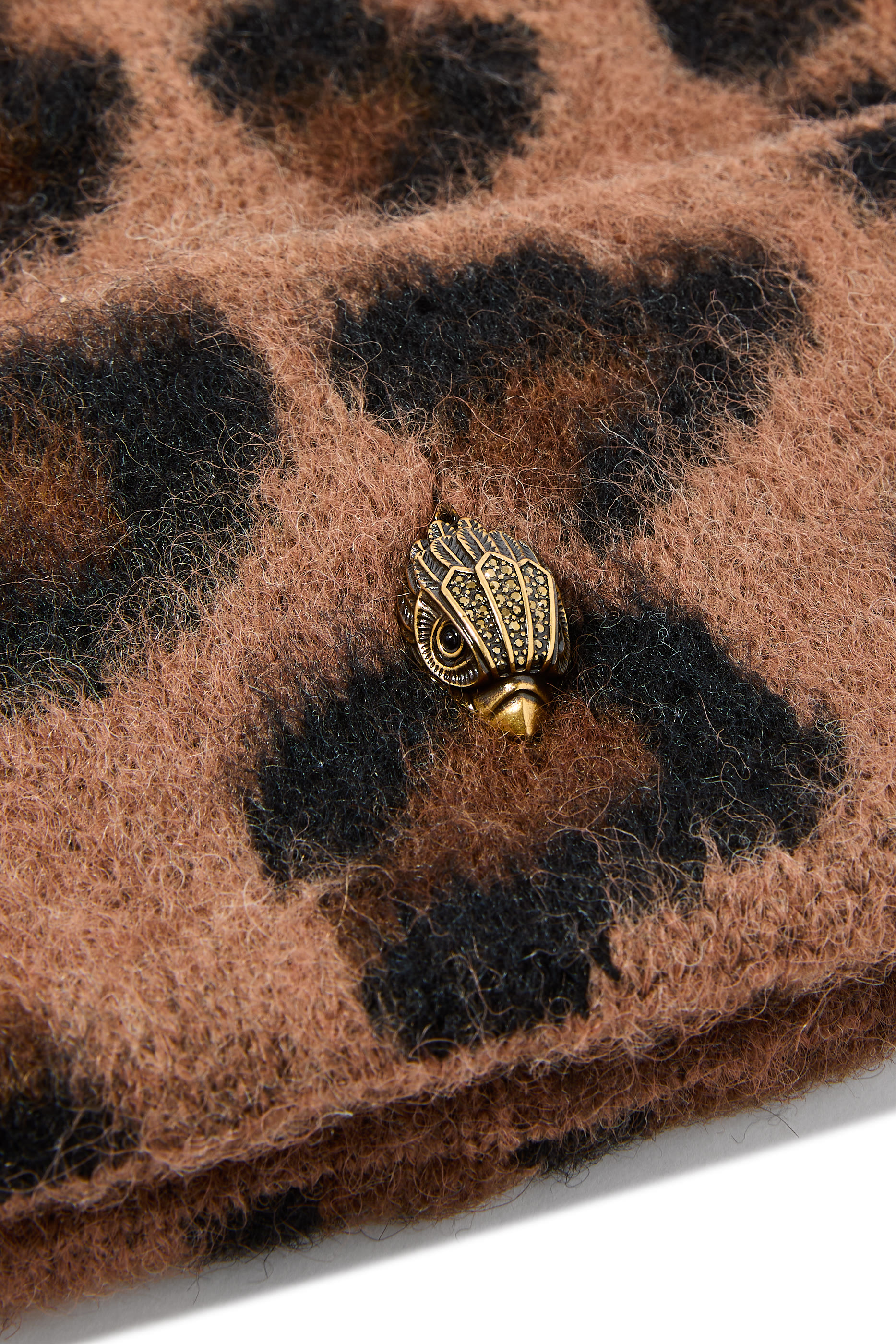 قبعة بيني بنقشة جلد نمر