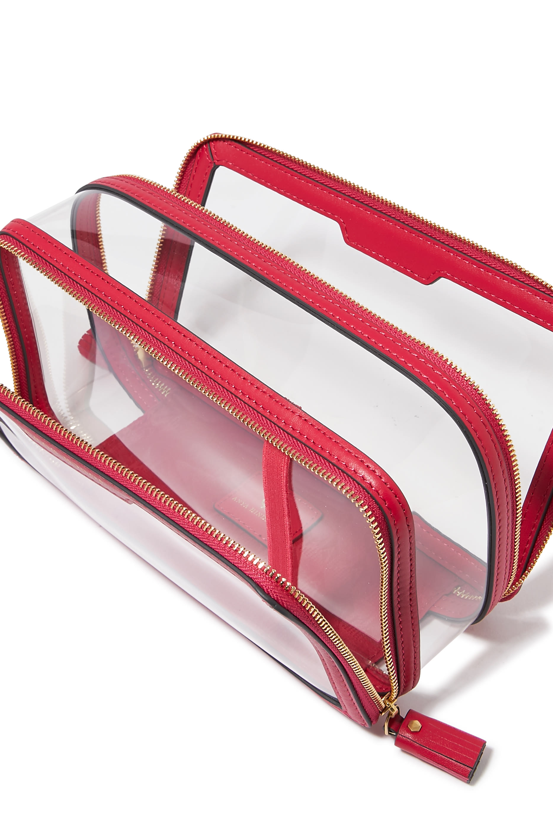 حافظة للسفر بشعار الماركة