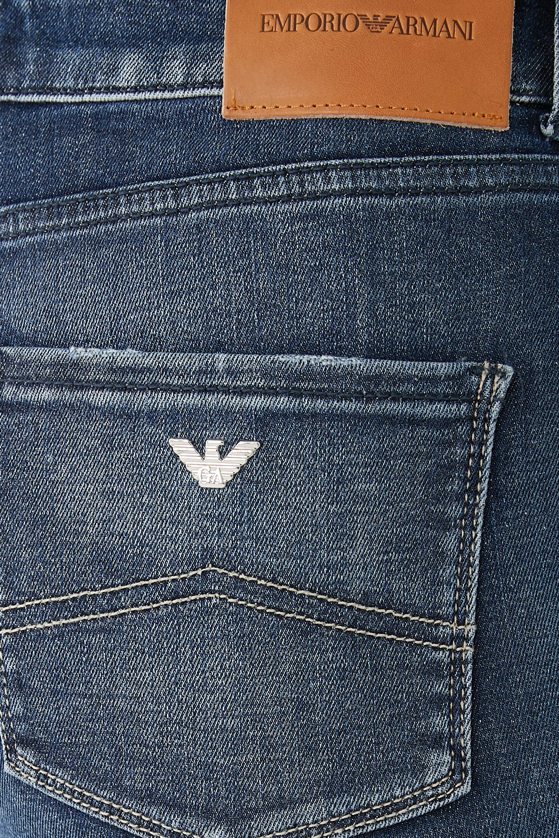 بنطال جينز دنيم بقصة سليم