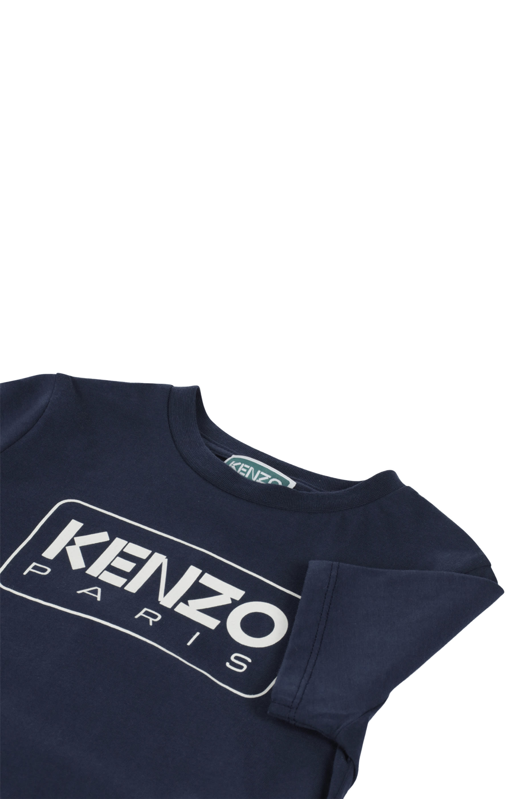 تيشيرت بشعار الماركة